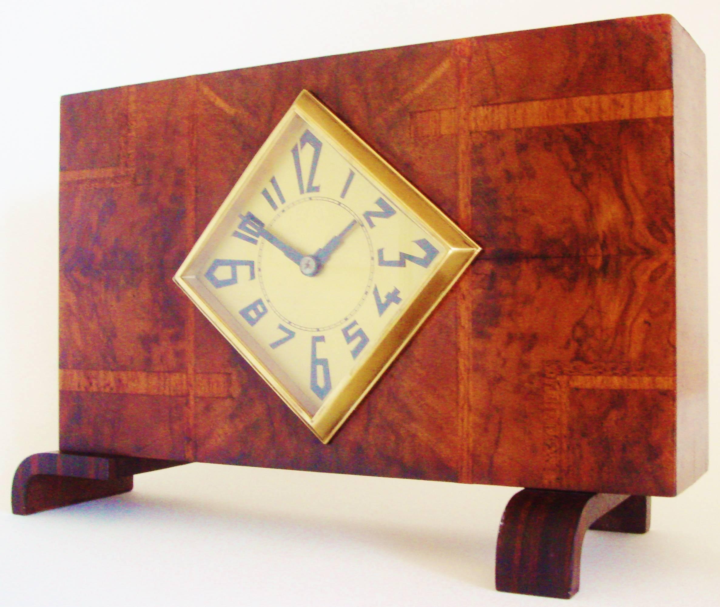 French Art Deco Poly-Chrome Veneer, Macassar and Brass Geometric Mantel Clock In Good Condition In Port Hope, ON