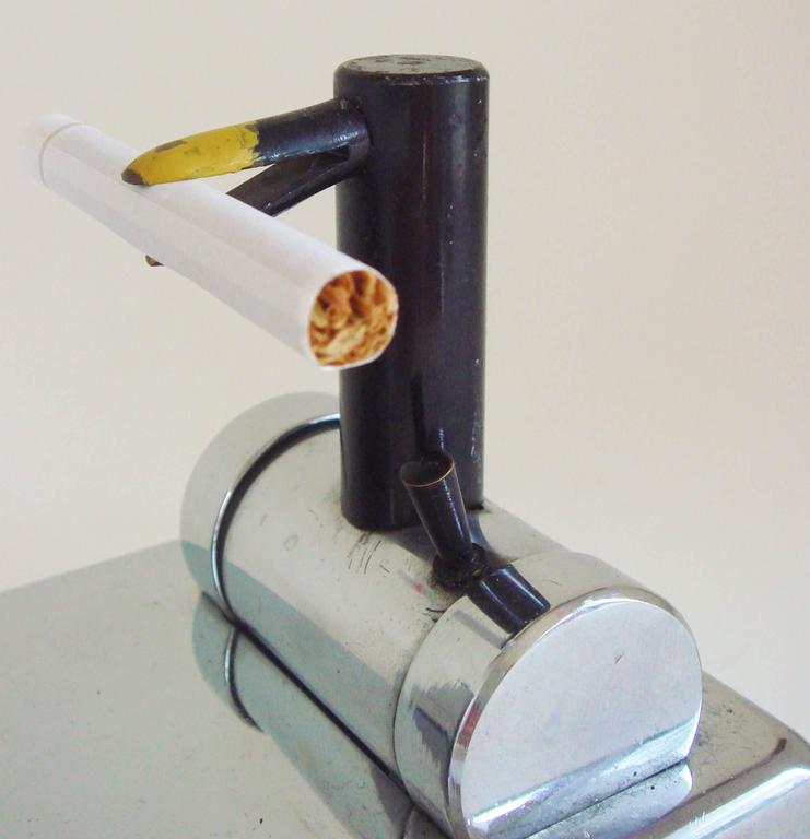 English Art Deco Cigarette Dispenser in Chrome and Painted Metal. at
