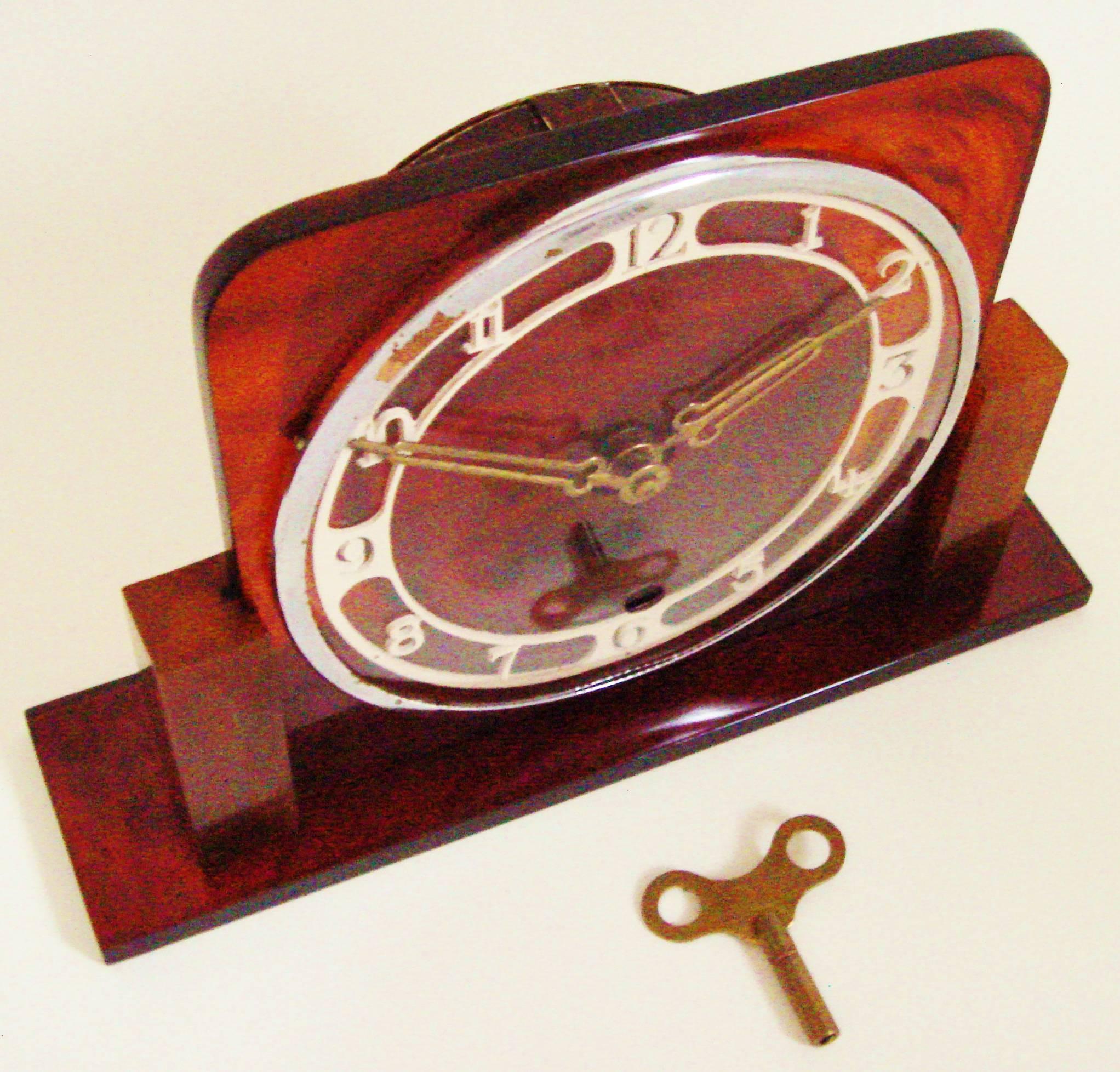 bakelite mechanical clock