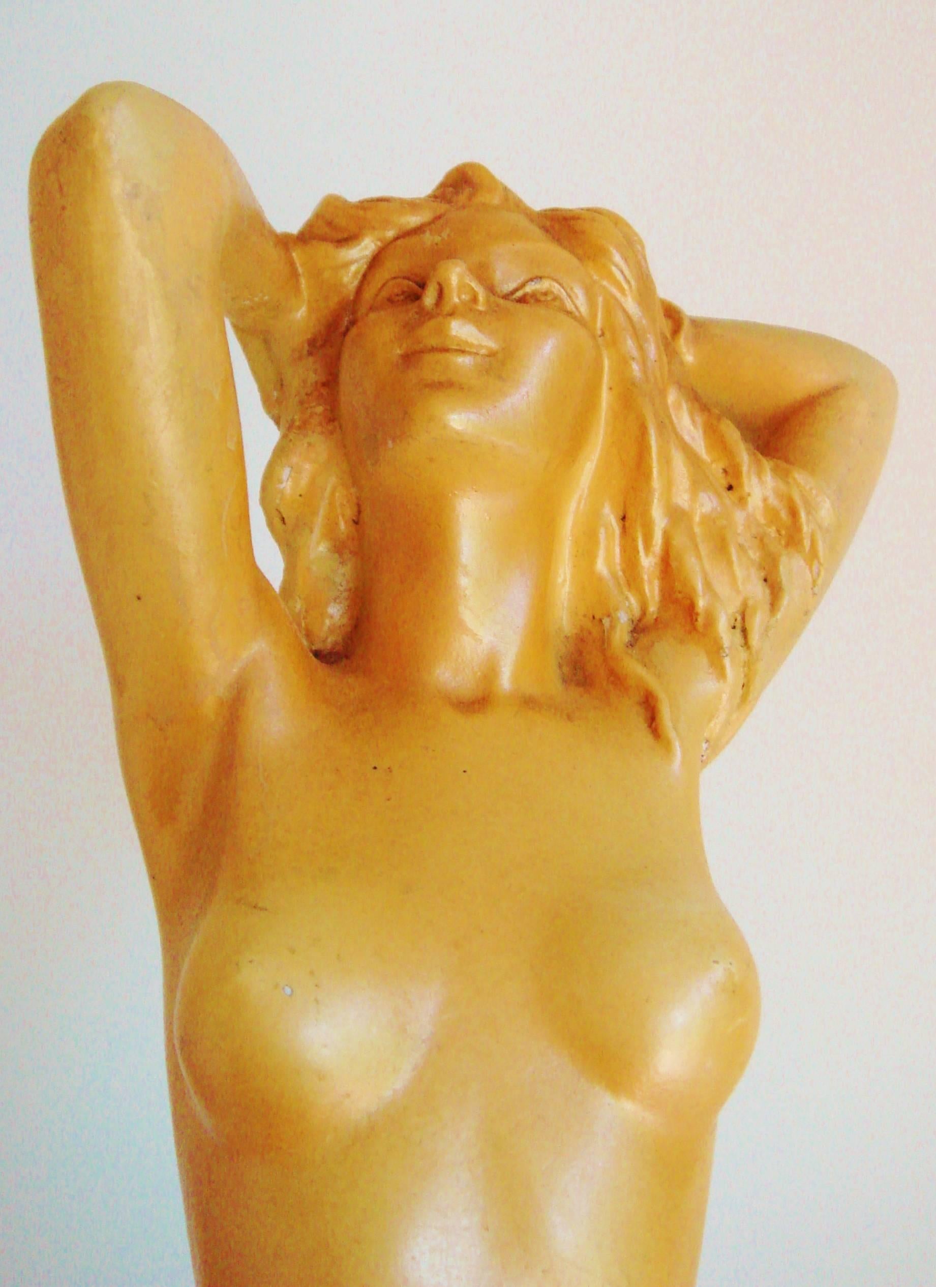 This extremely hard to find, elegant and beautifully modelled English Art Deco polychrome plaster female nude figure is from the Art Models range by the Leonardene Company (the studio of Guiseppe Leonardi) of Holloway, London. It features a