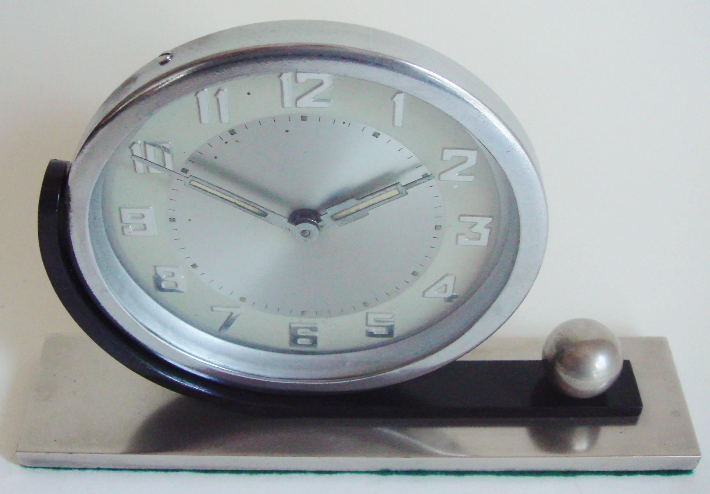 German Art Deco Chrome with Brushed & Blackened Steel Asymmetrical Table Clock In Good Condition In Port Hope, ON