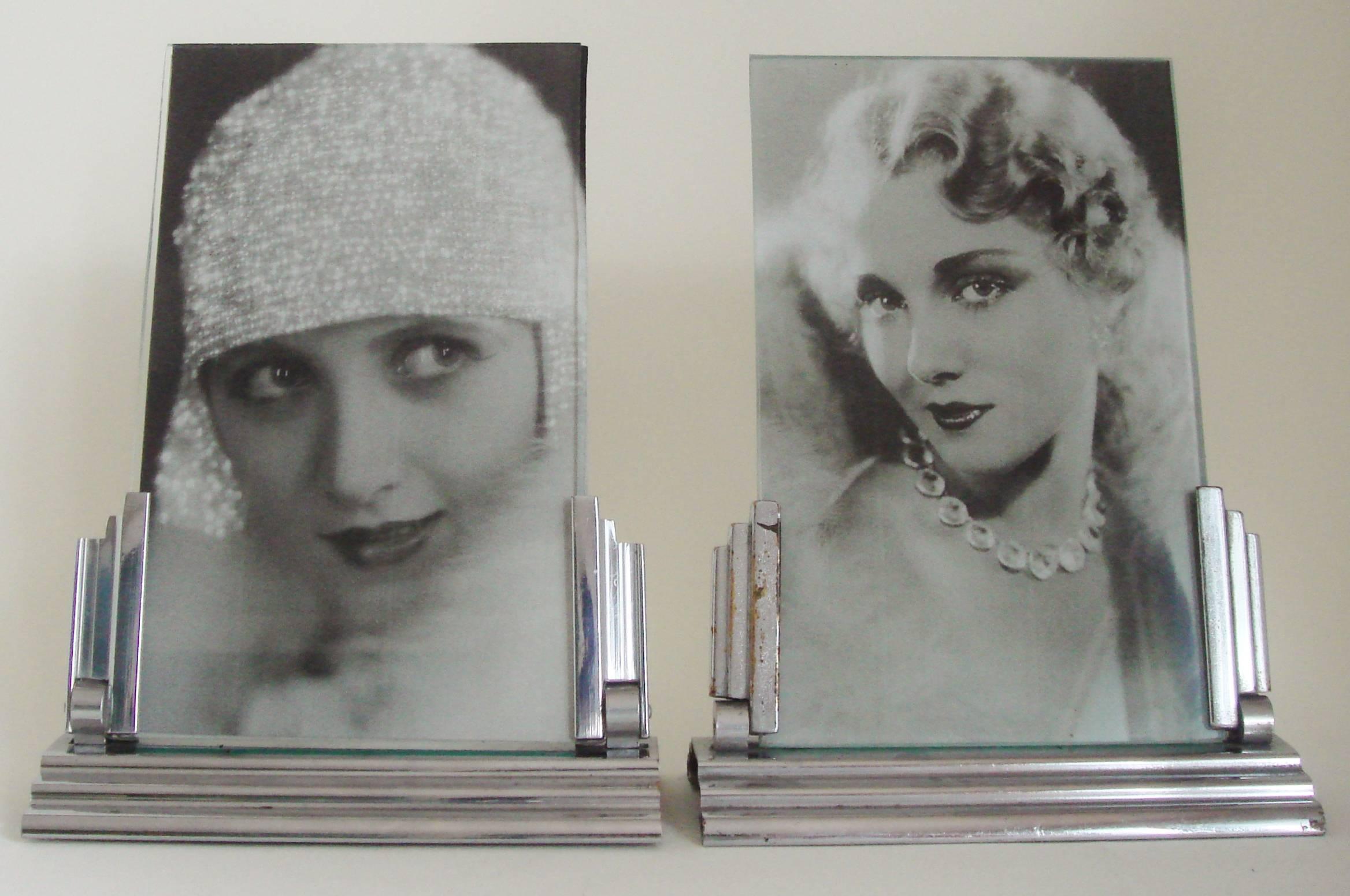This pair of French Art Deco chrome photo frames feature a riot of steps and ziguratts. They hold a photo with an image size of 5.5 in X 3.5 in and are in good condition overall with only a couple of spots of chrome loss to one of the zigguratt