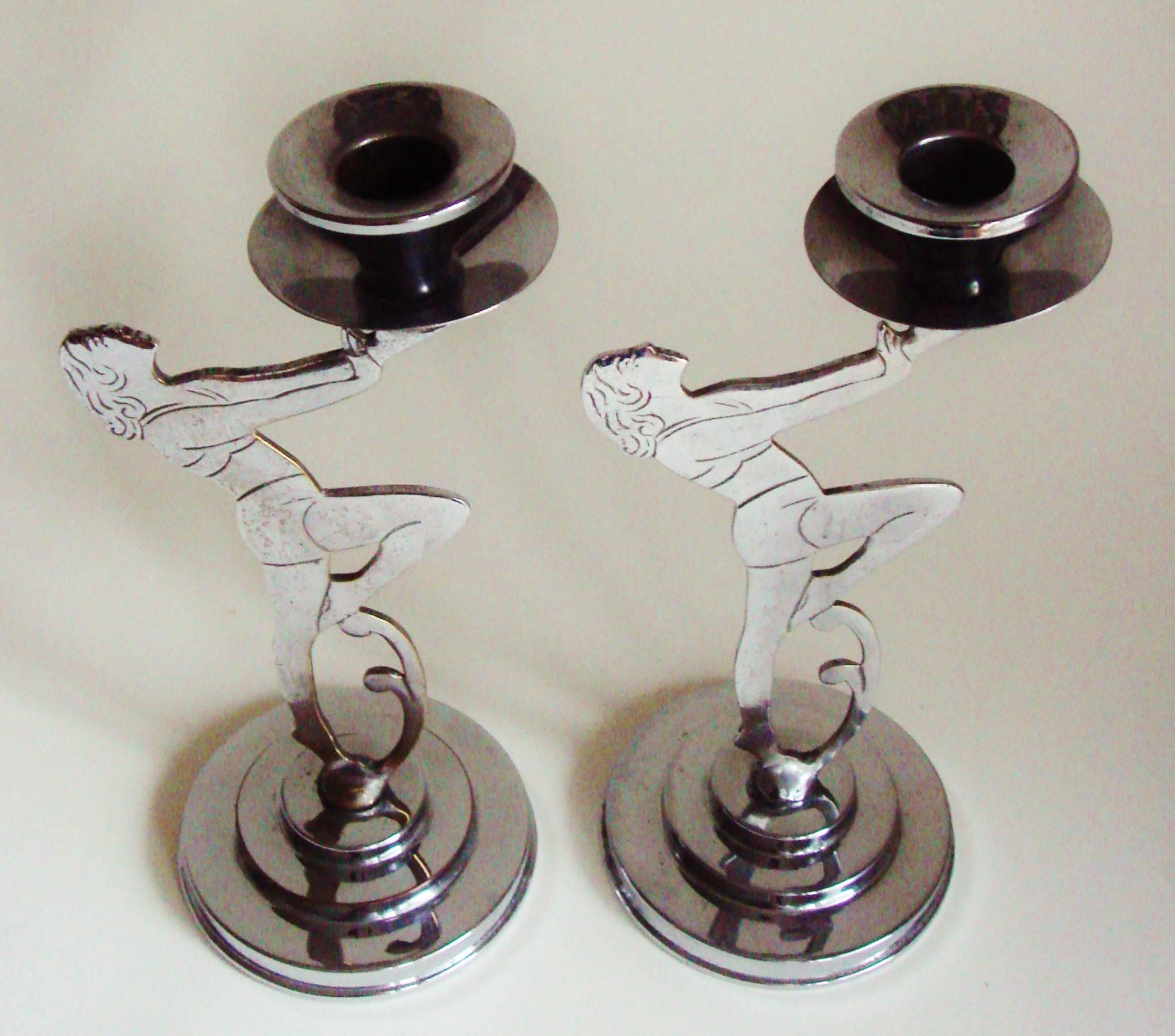 Pair of English Art Deco Chrome Figural Candlesticks In Good Condition For Sale In Port Hope, ON
