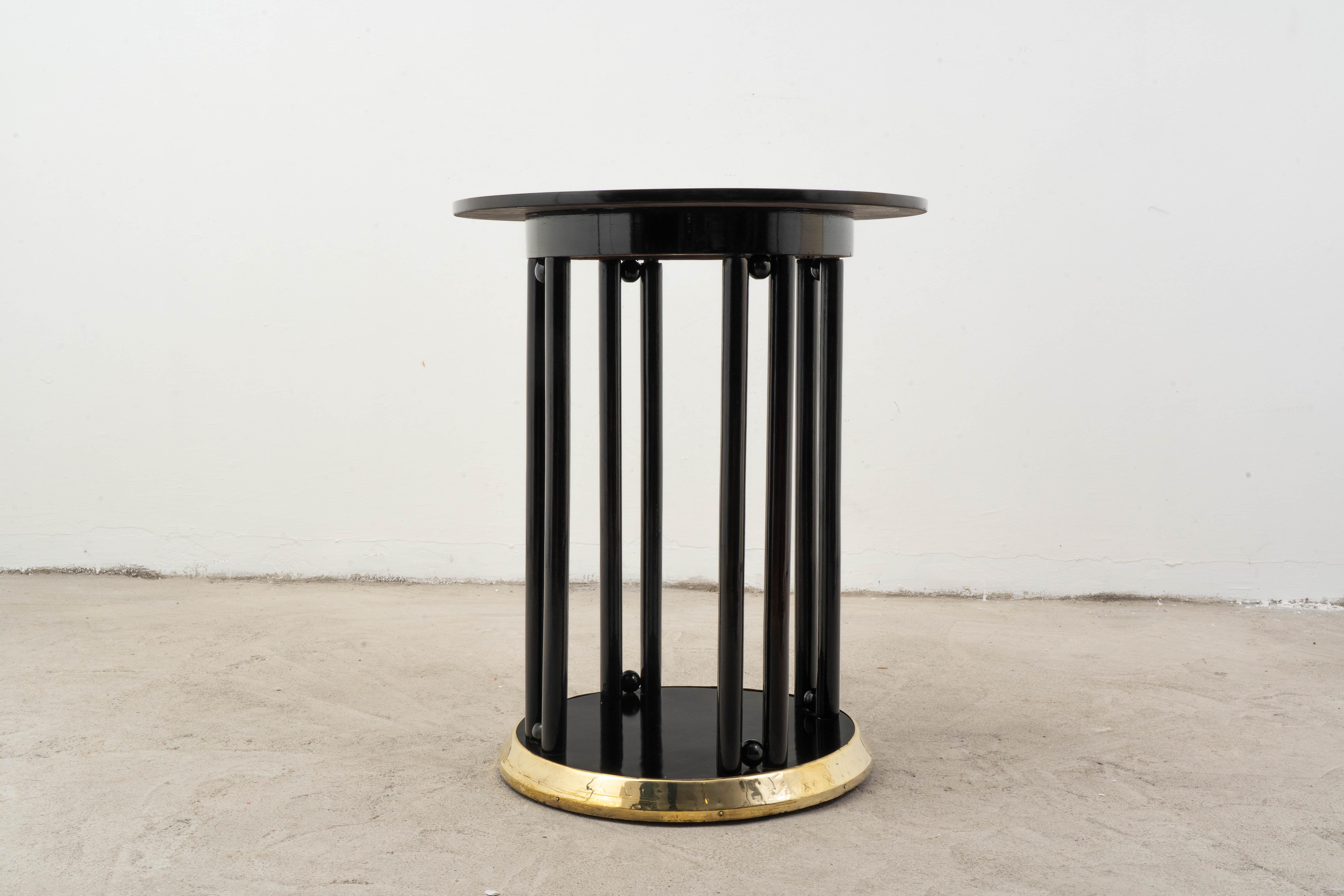 Jugendstil Fledermaus Side Table by Josef Hoffmann for J. & J. Kohn

This finely crafted Fledermaus side table, designed by Josef Hoffmann and produced by the esteemed firm J. & J. Kohn, is a quintessential example of Austrian Jugendstil. Reflecting