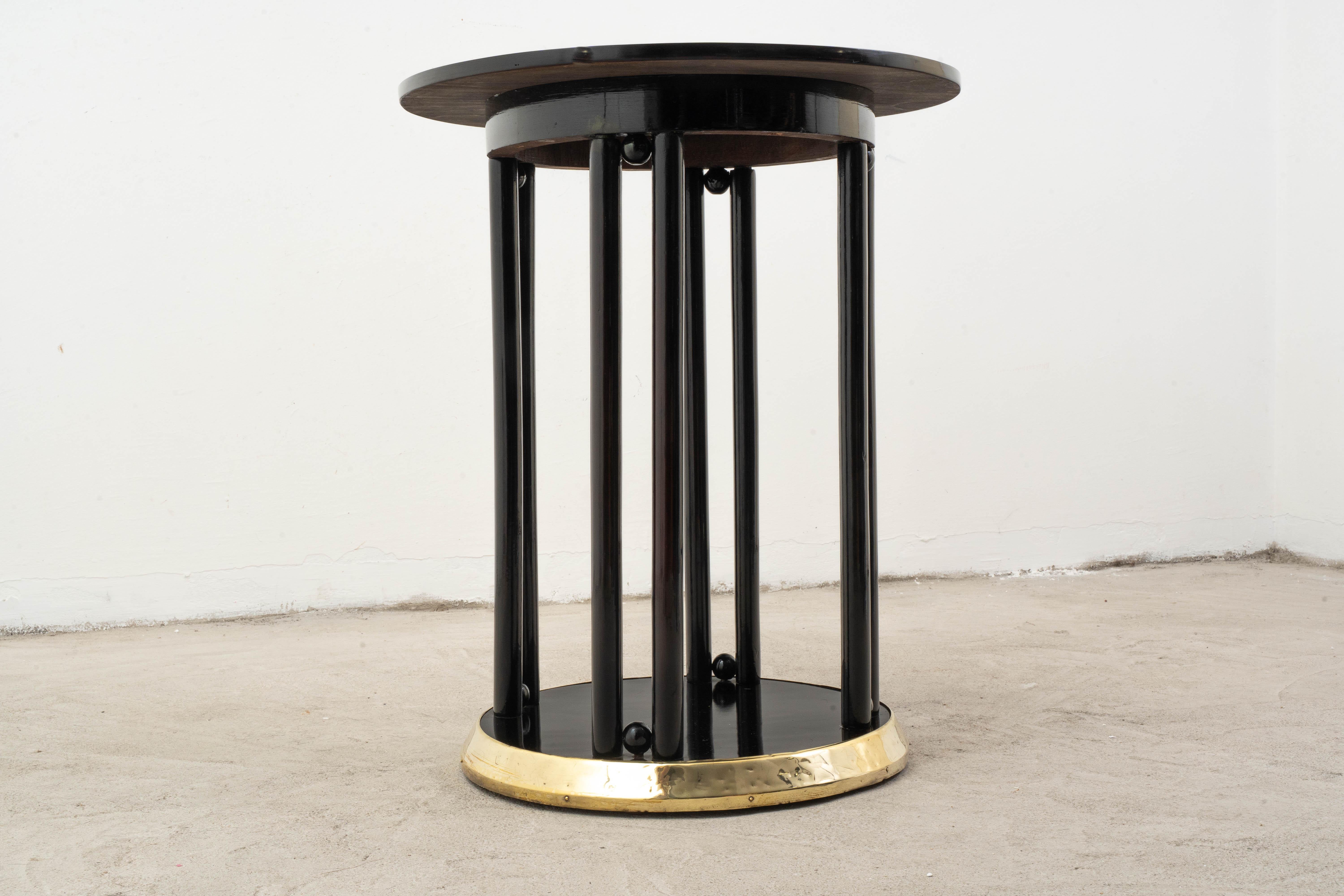 Early 20th Century J.&J. Kohn - Josef Hoffmann - Side Table - Fledermaus - Beech For Sale