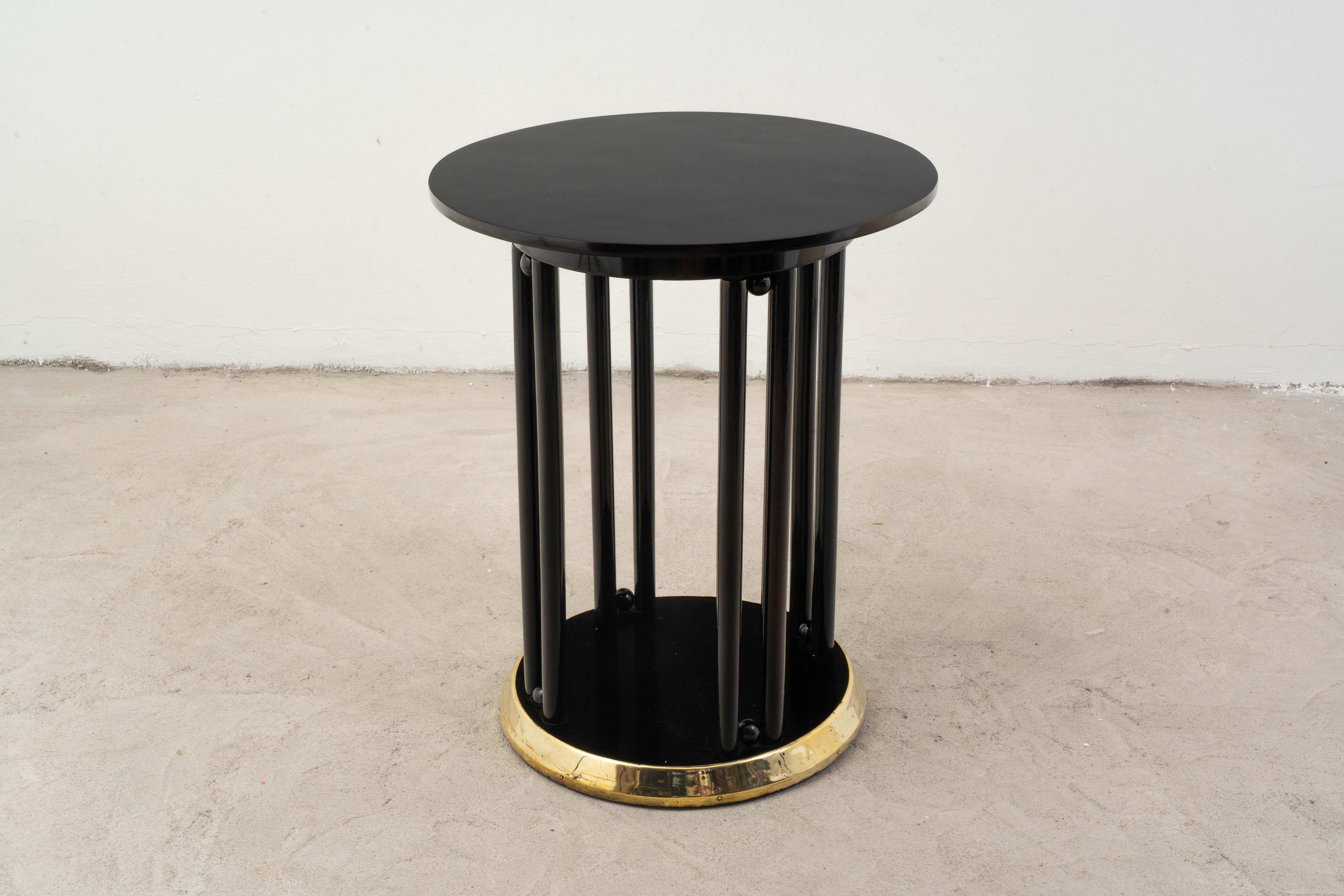 Art Nouveau J.&J. Kohn - Josef Hoffmann - Side Table - Fledermaus - Beech For Sale