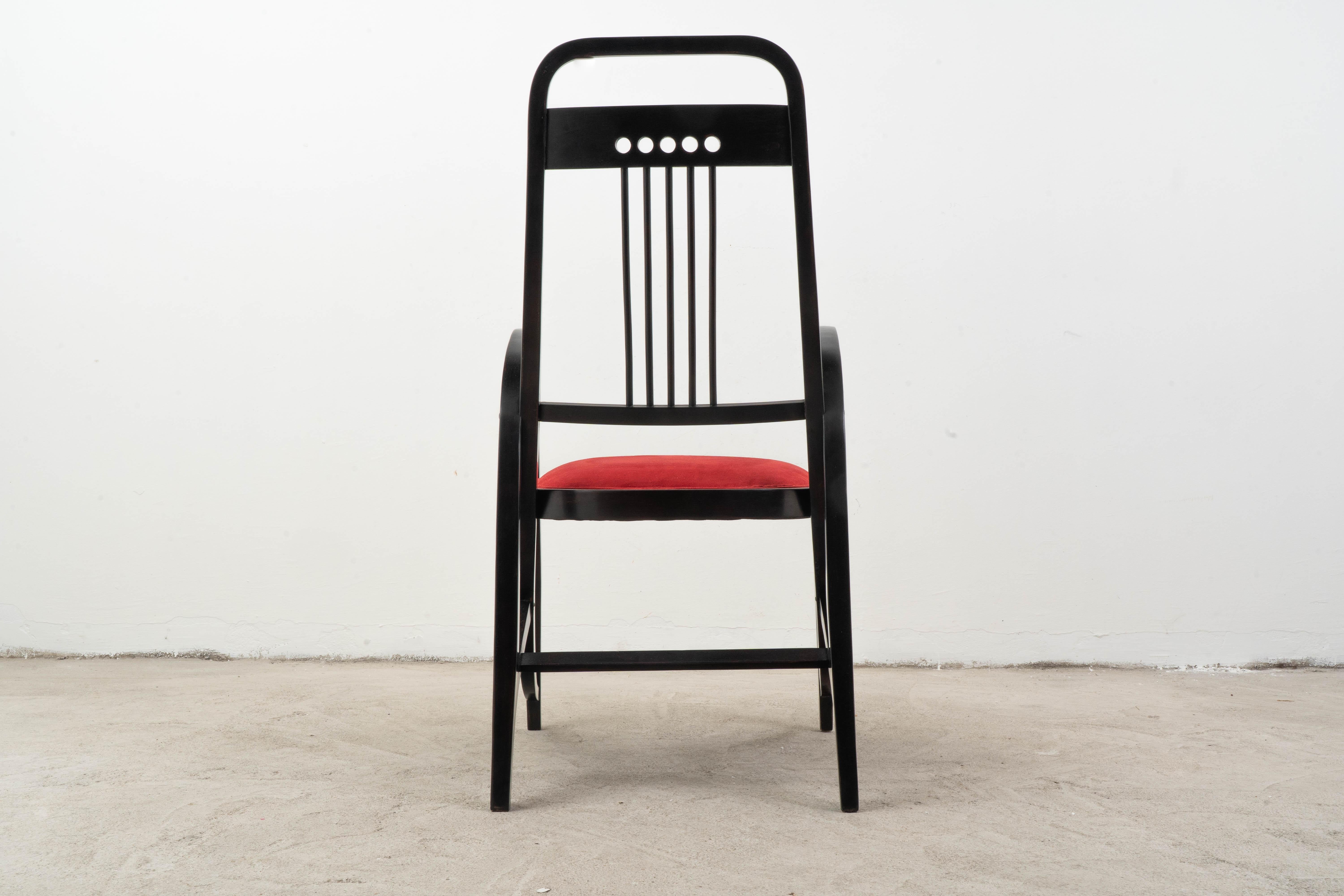 Early 20th Century Thonet - Michael Thonet - No. 511 - Armchair -  Beech For Sale