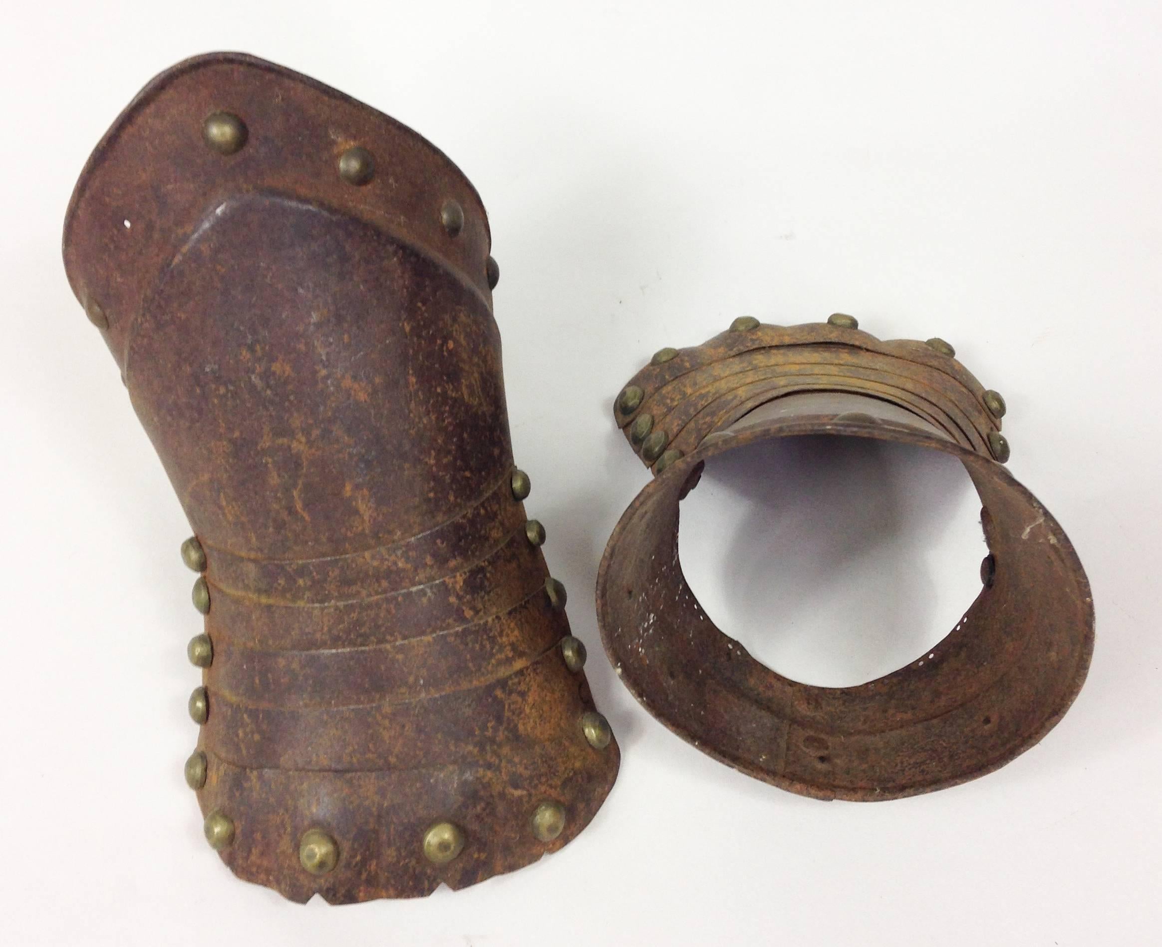 A well made pair of Victorian armour cuff gauntlets in a 17th century style. 

The fingers now detached, however they still display well.

Sizes stated are for one gauntlet.