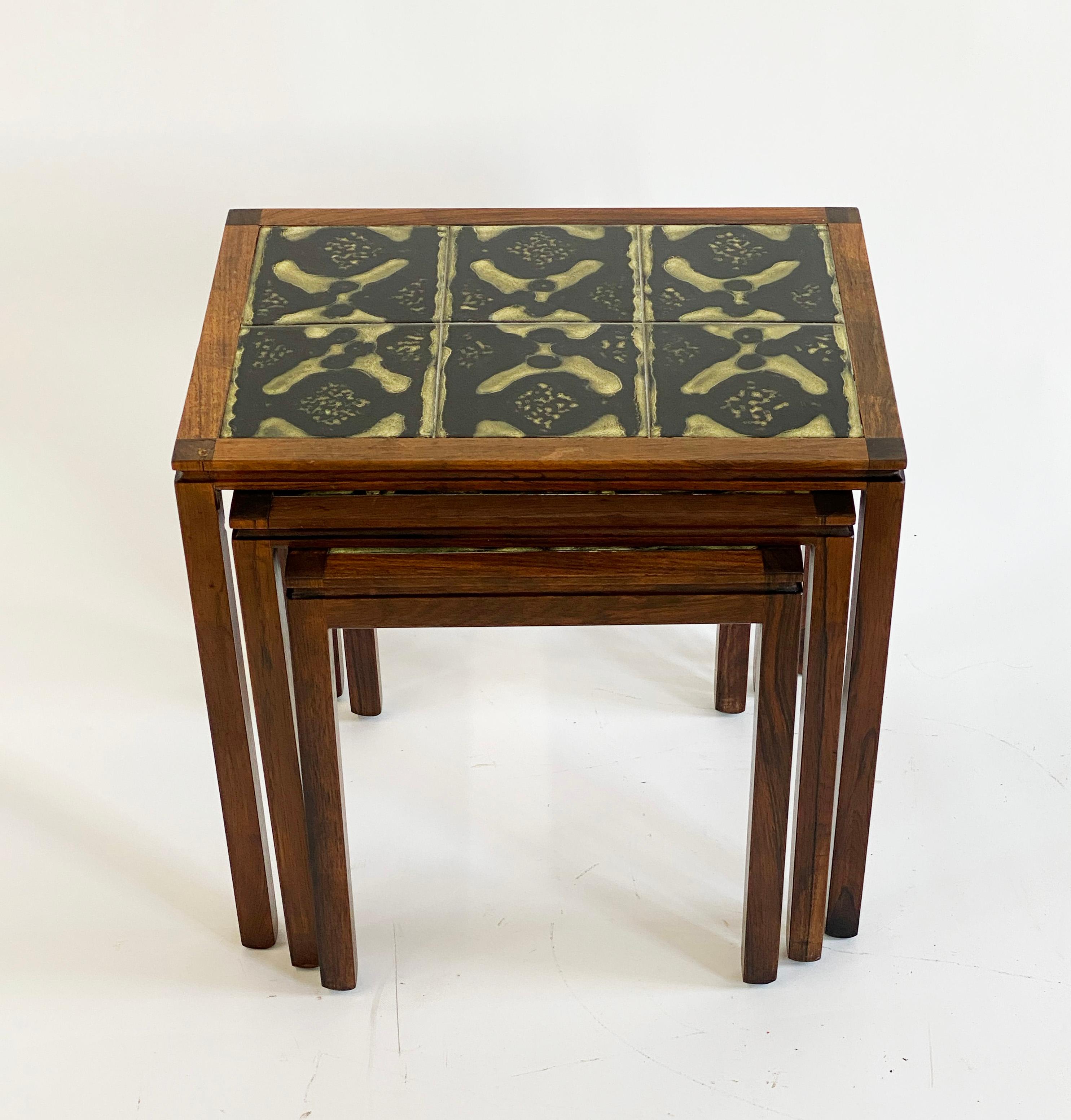 1960s Rosewood and Ceramic Tile Danish Nesting Tables--Set of Three For Sale 5
