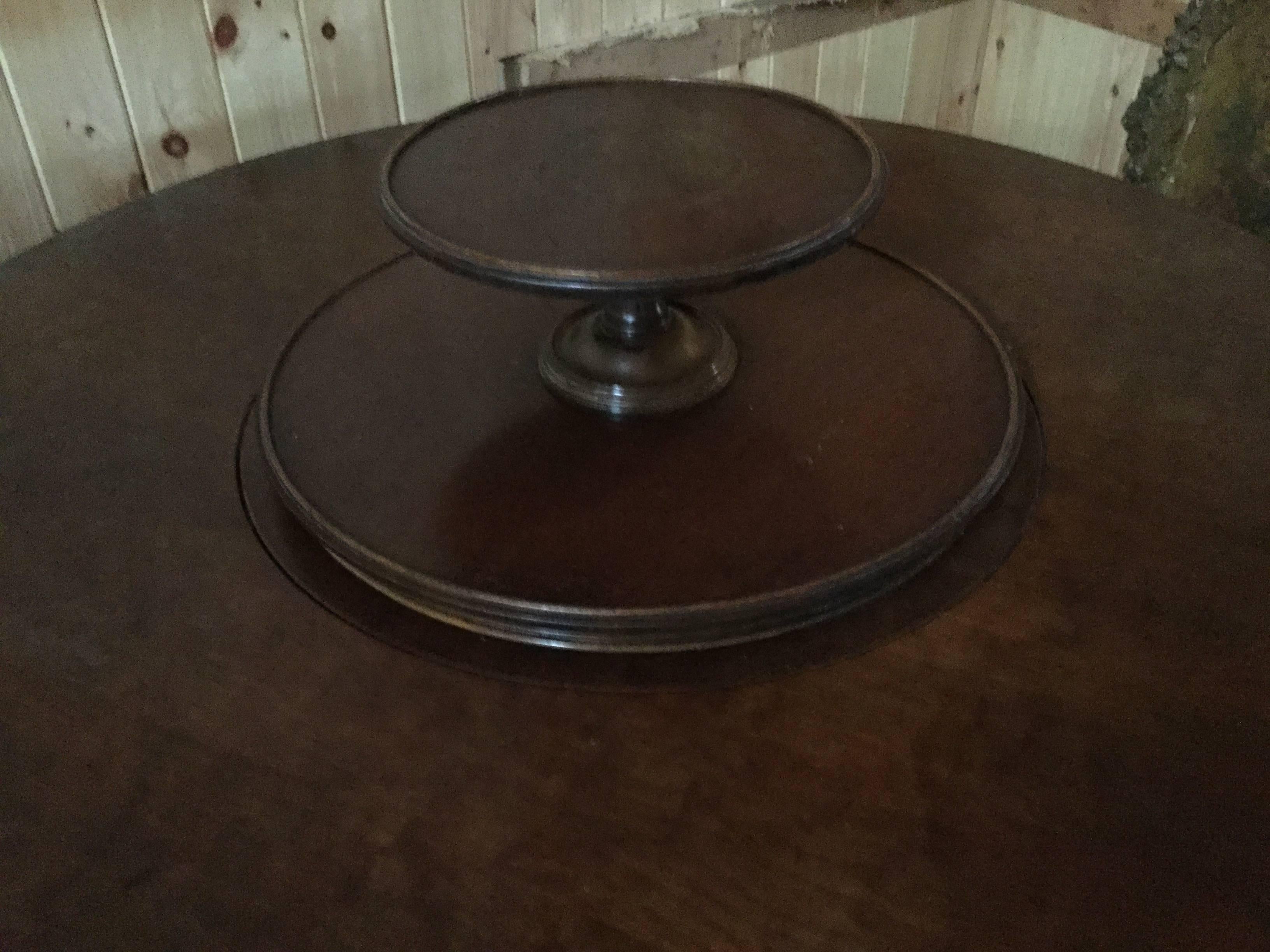 Traditional Round Dining Table Cherrywood In Excellent Condition In North Beninngton, VT