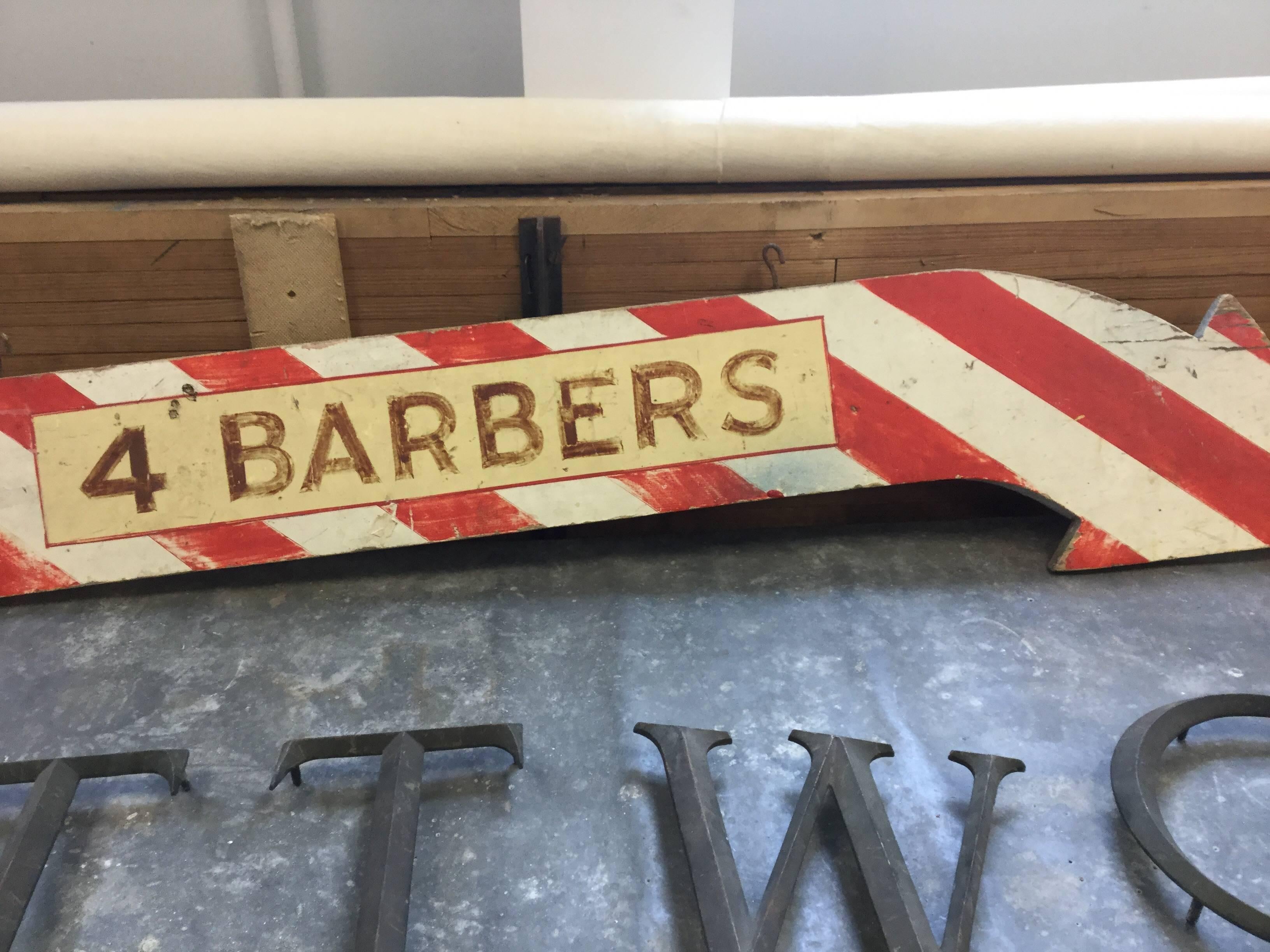 Old Barber Shop Sign Arrow In Excellent Condition In North Beninngton, VT