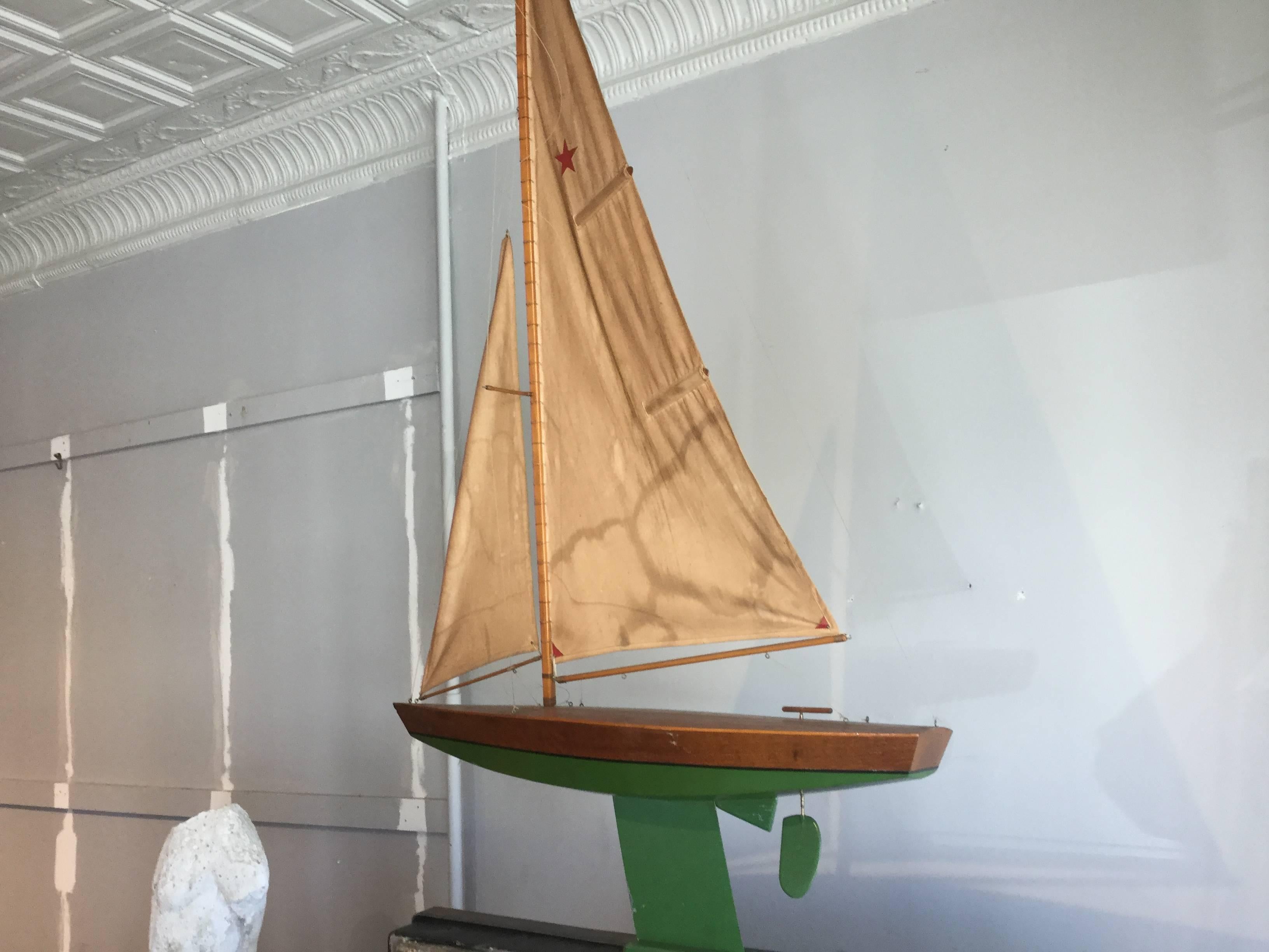 American Green Pond Boat with Star Sail For Sale