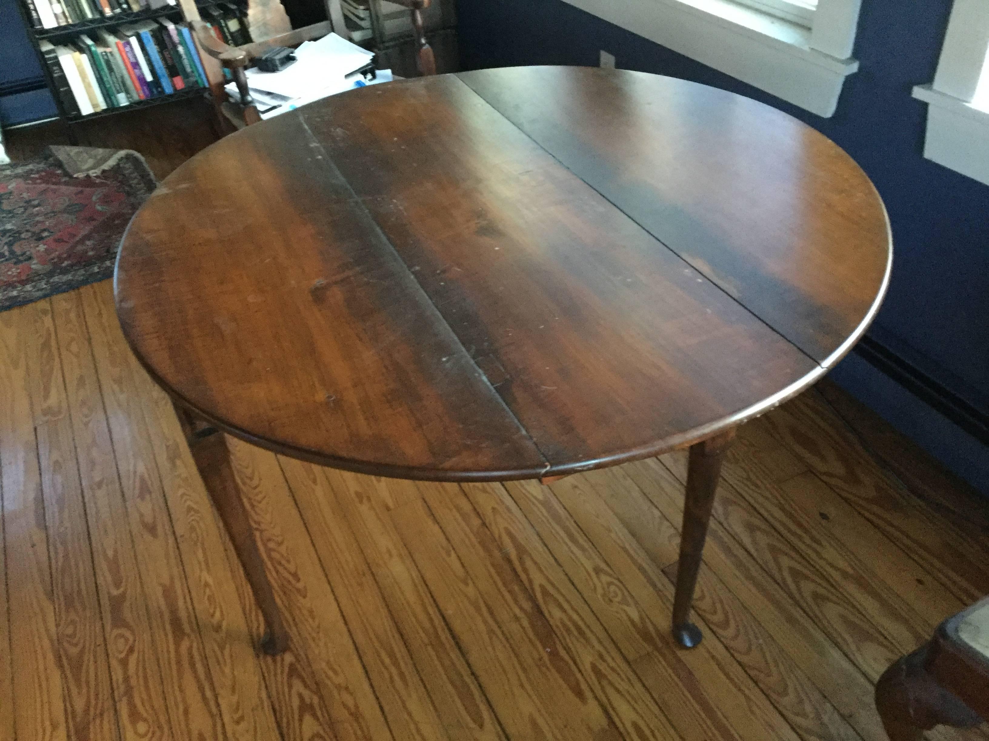 18th Century Queen Anne Table For Sale 2
