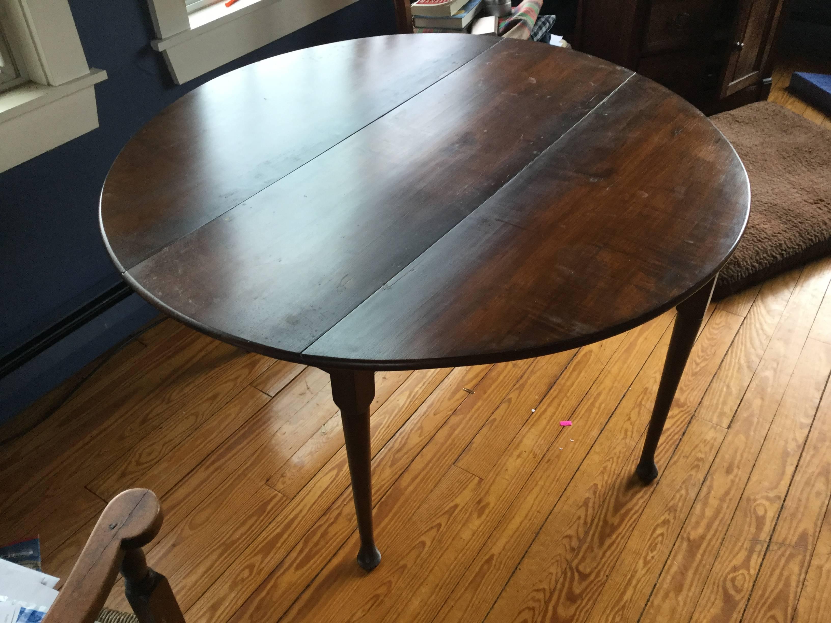 18th Century Queen Anne Table In Excellent Condition For Sale In North Beninngton, VT