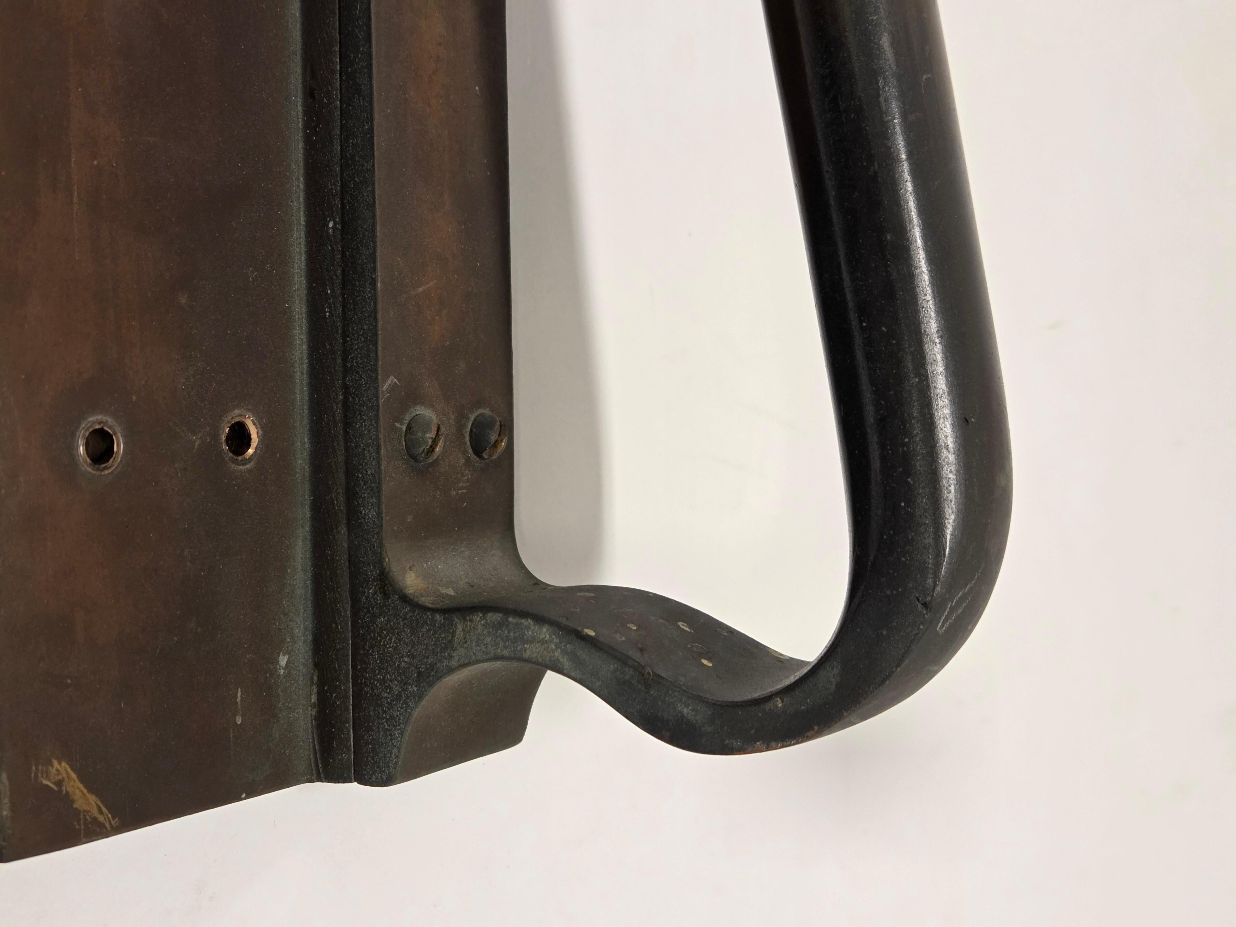 Türgriffe aus Bronze von Alvar Aalto für Valaistustyö (Finnisch) im Angebot