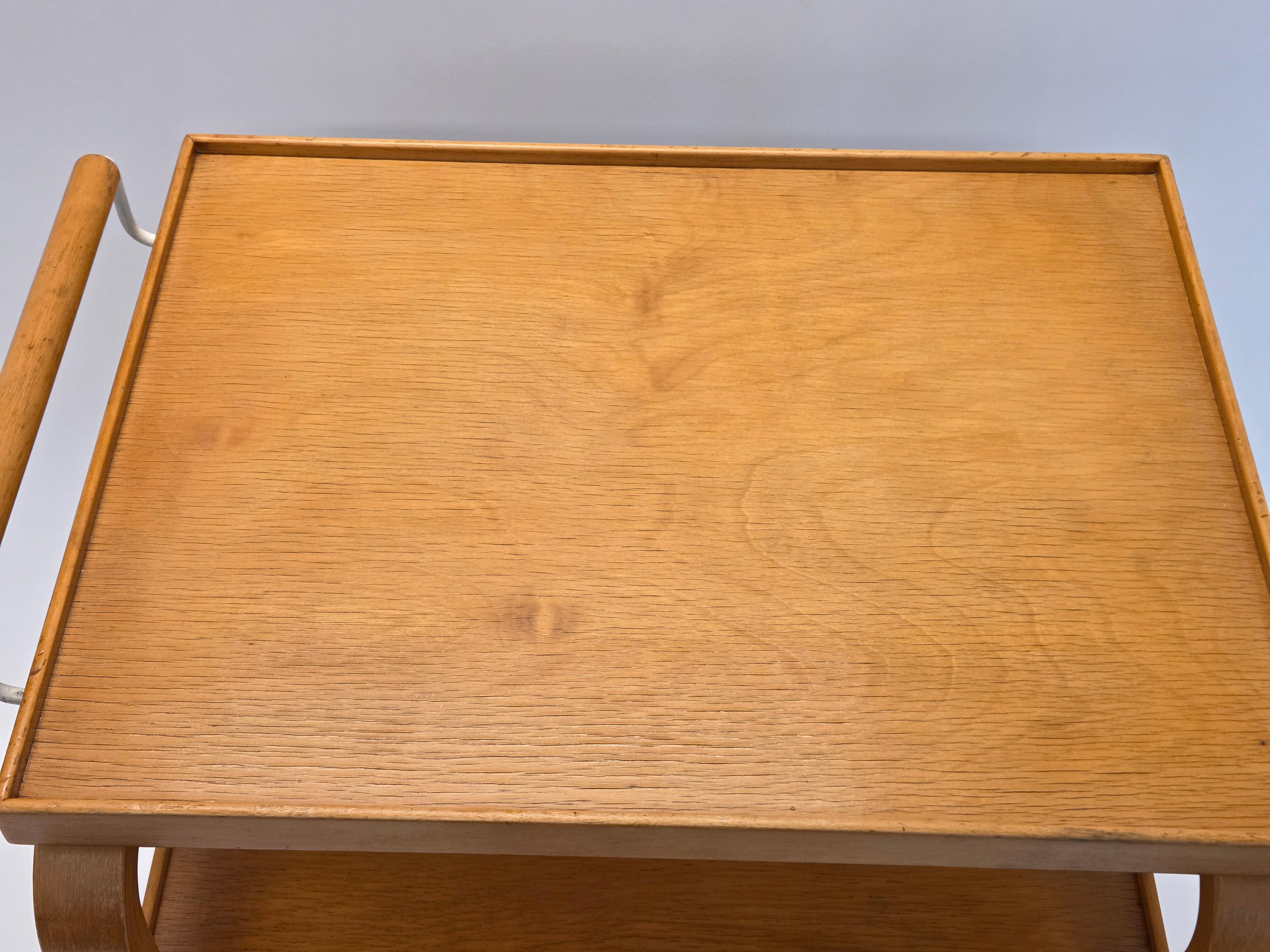 Alvar Aalto Instrument Trolley Model 98 by Artek For Sale 7