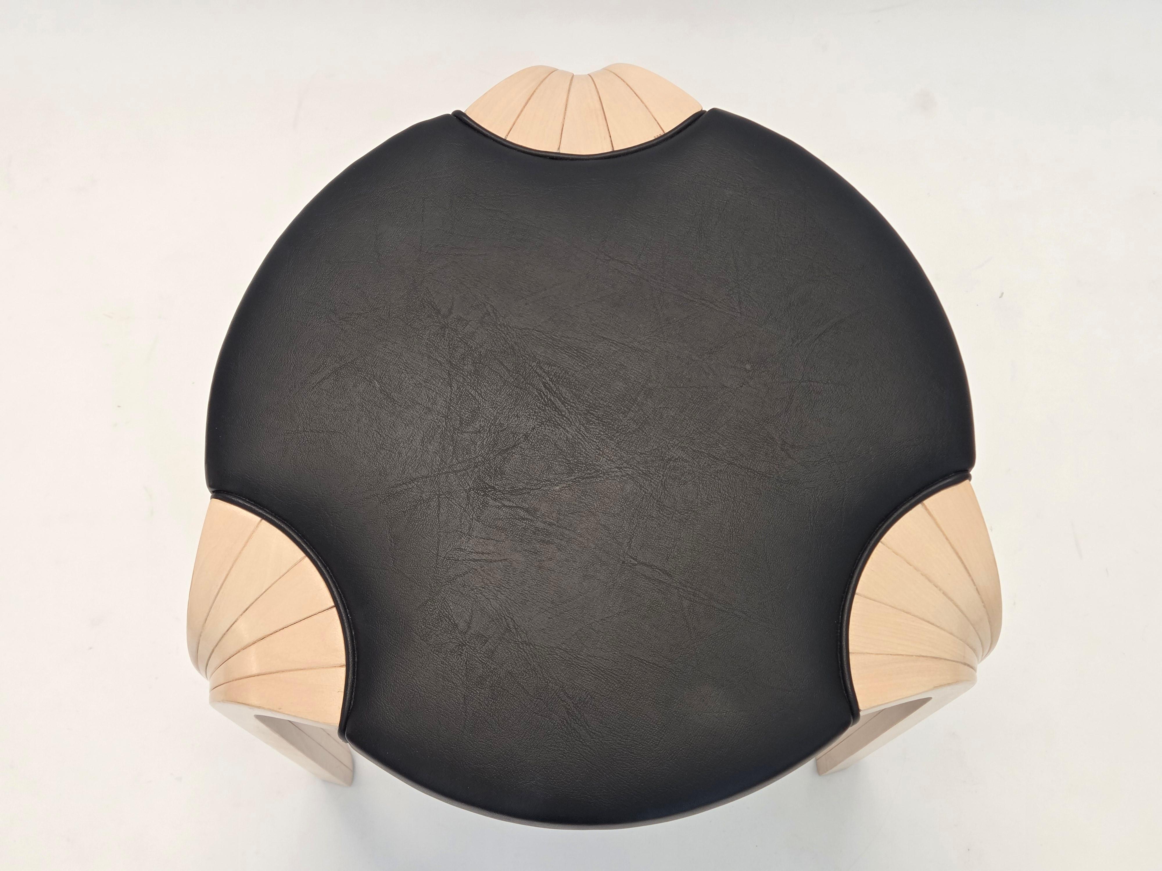 Finnish Alvar Aalto X600 Stool by Artek Birch and Leather For Sale