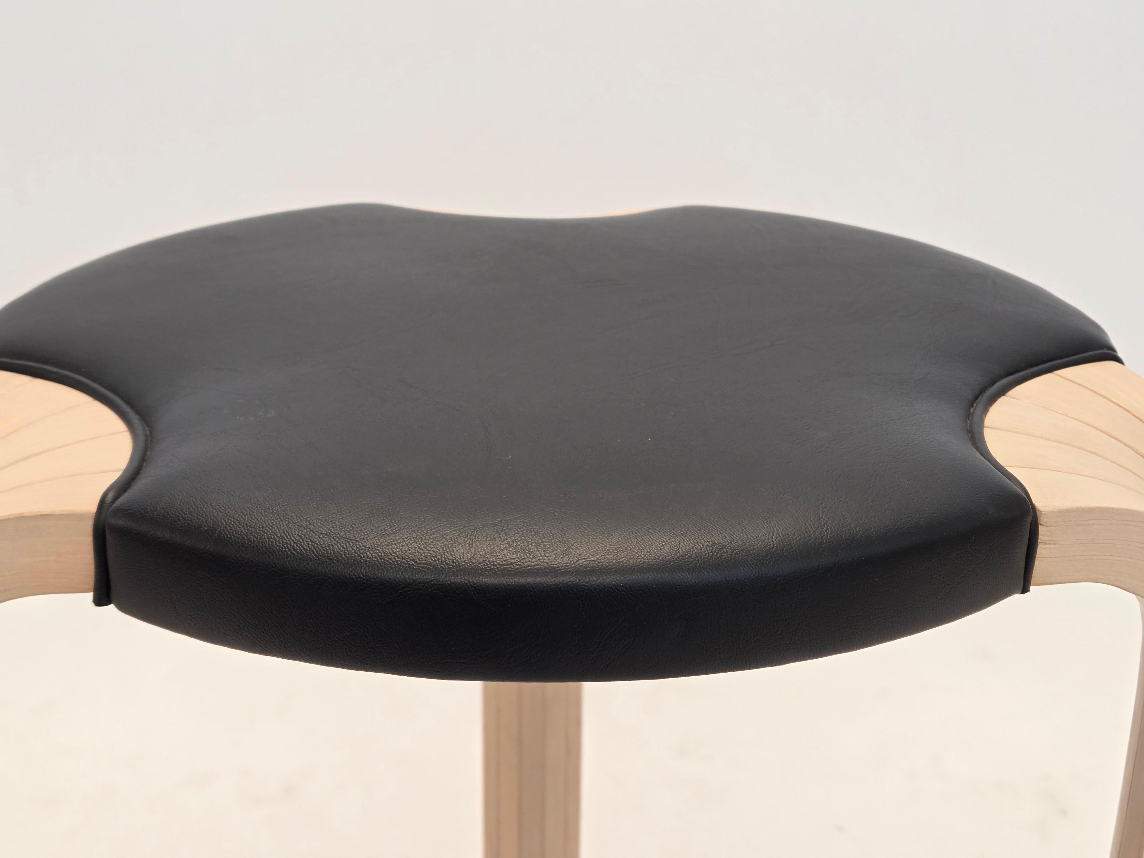 Alvar Aalto X600 Stool by Artek Birch and Leather For Sale 3