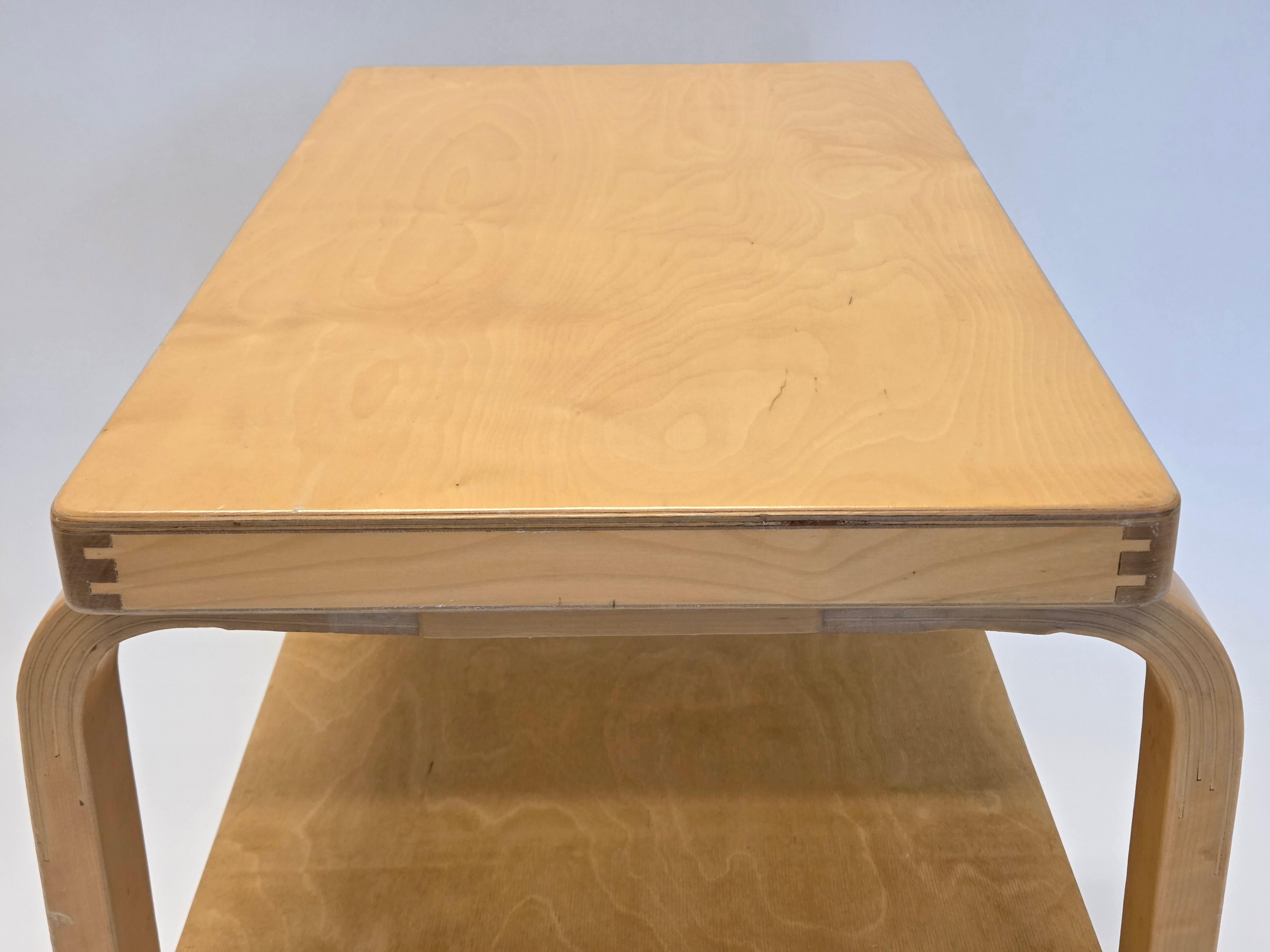 Alvar Aalto Side Table by Artek 1950s-1960s For Sale 1
