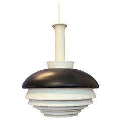 Alvar Aalto Artek A335A Ceiling Lamp, Valaistustyö