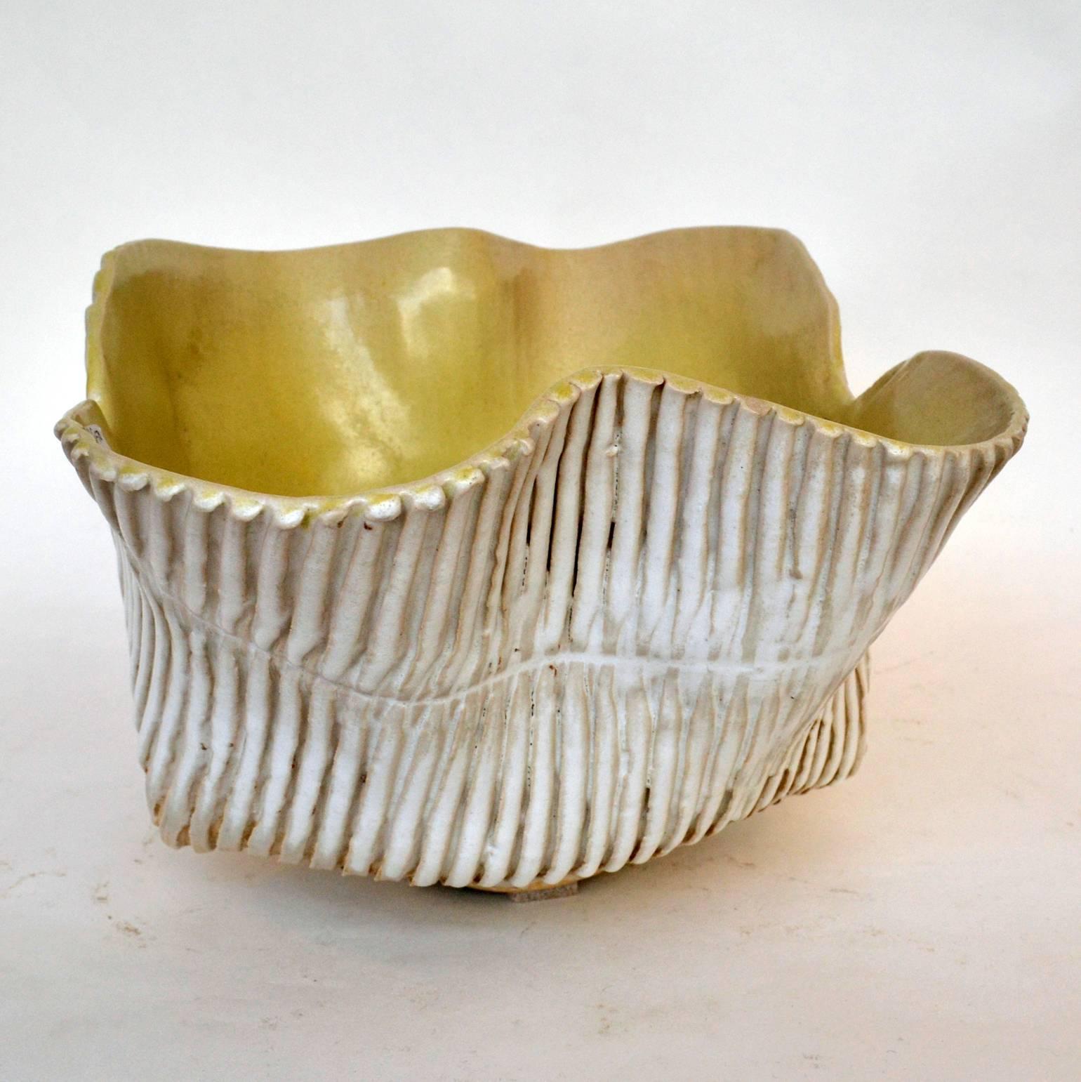 Mid-Century Modern 1950s French Freeform Studio Pottery Bowl in Textural White Ceramic