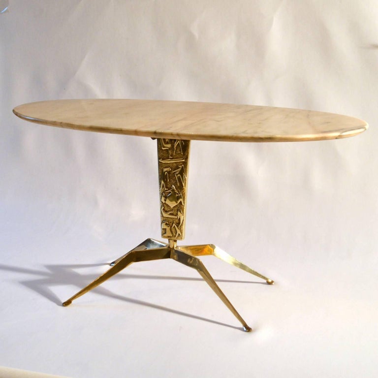 Oval Coffee Tables For Sale / Very Pretty Small Oval Flame Mahogany Coffee Table or Side ... / Fstar oval coffee table wood top sturdy metal frame leg modern industrial style sofa side table for living room easy assembly (sandalwood, 43inch) 3.6 out of 5 stars 16.