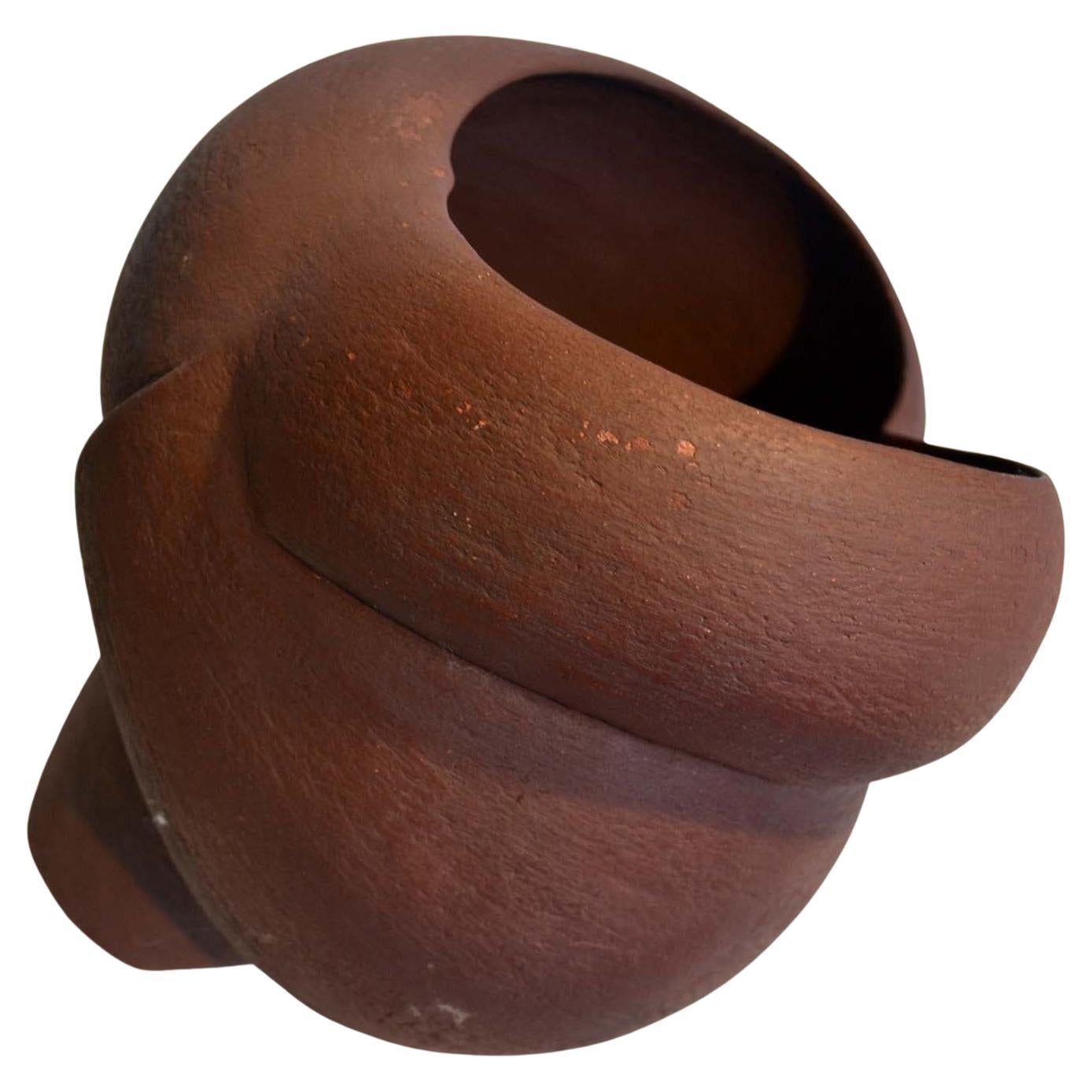 Abstract Sculpted Ceramic Sculpture by G. Jones In Excellent Condition For Sale In London, GB