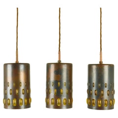 Nanny Still-Pendelleuchten aus Kupfer und Bernsteinglas, Set aus drei Lampen