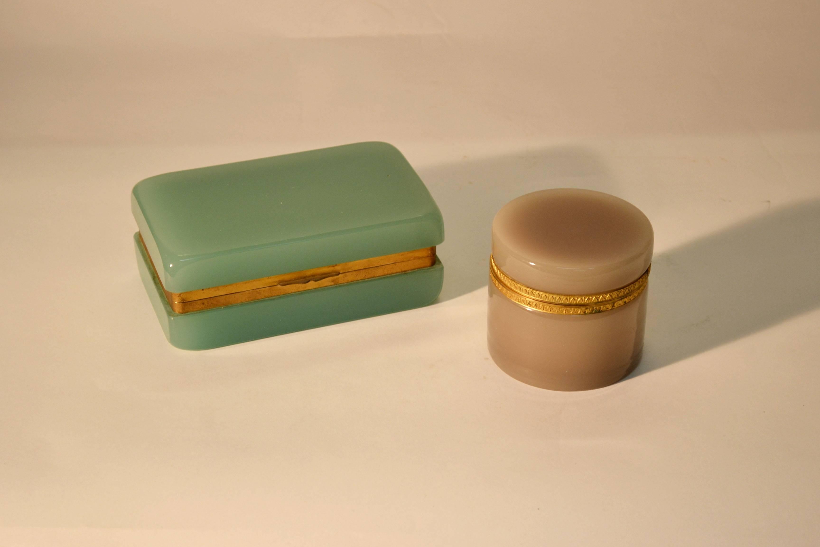 Mid-Century Modern Jade Opaline Glass Murano Trinket Box