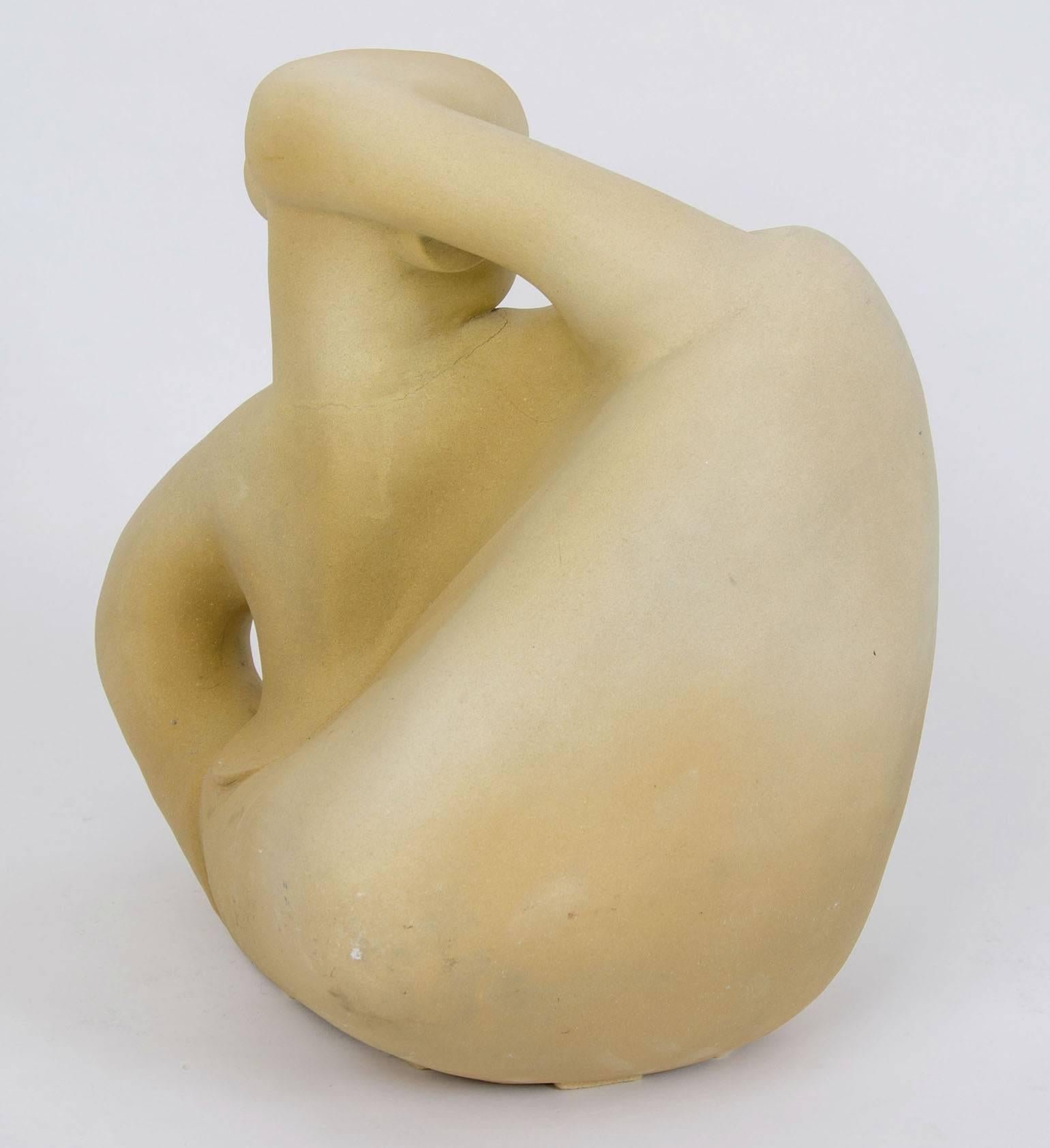 Gran Escultura Figurativa de Cerámica en Terracota Hecho a mano en venta