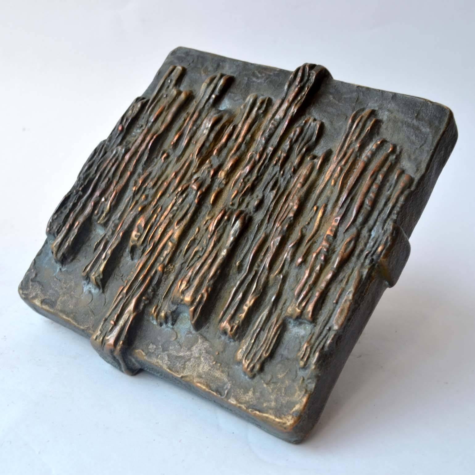 Square artistic bronze cast door handle with a textural relief and dark patina, suitable for doors push and pull doors.
Weight ca.2 kg each.