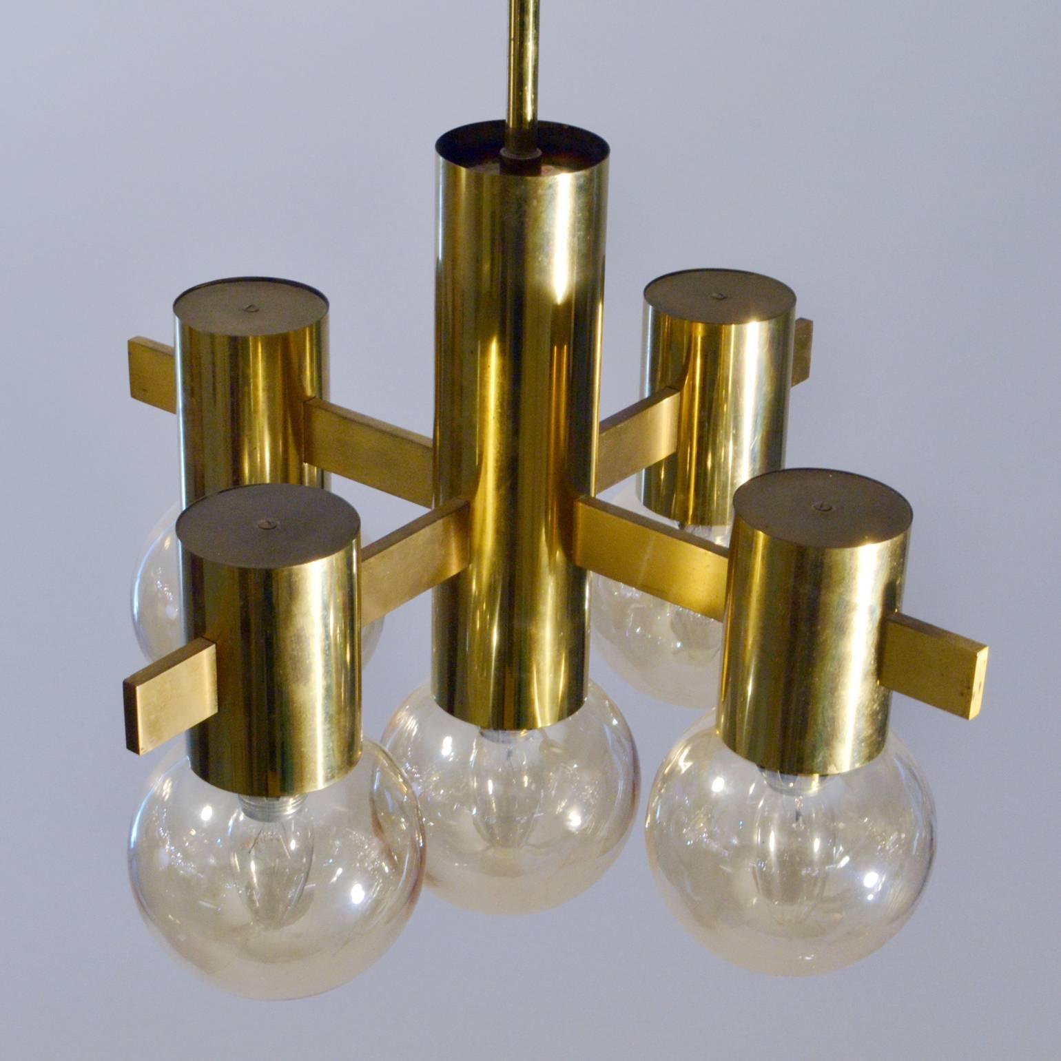 20th Century 1970s Italian Brass Pendant by Sciolari with Five Honey Glass Globes