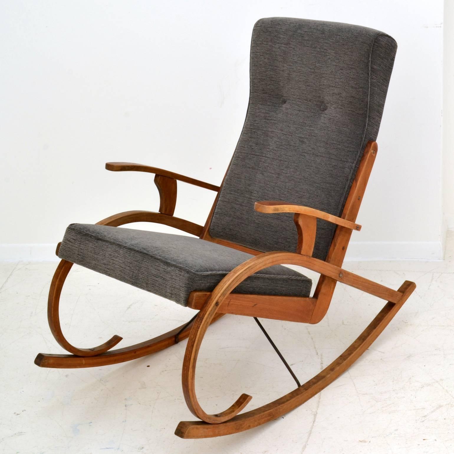 Art Deco  1930's Strong Modernist Design Czech Rocking Chair in Bentwood