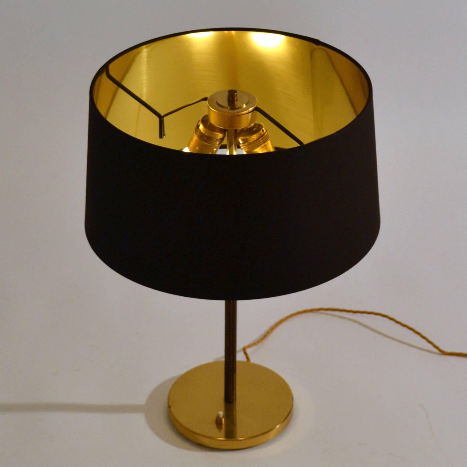 black and gold bedside lamp