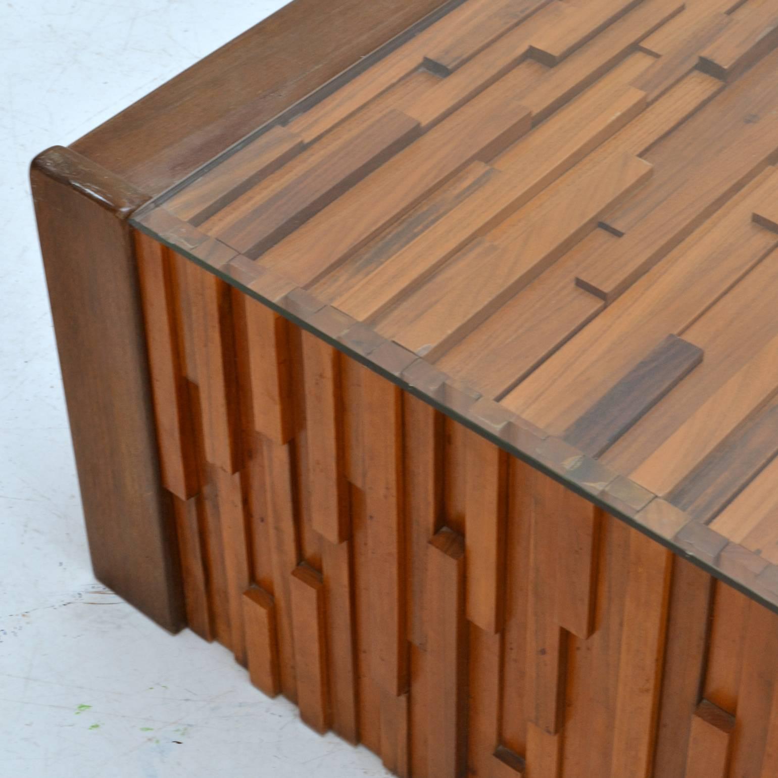 1960s Brutalist Coffee Table in Brazilian Hard Wood Relief by Percifal Lafer 3