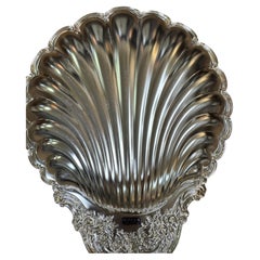 Grand plat vintage en métal argenté « Shell » de la marque Oneida, articles de bar vintage