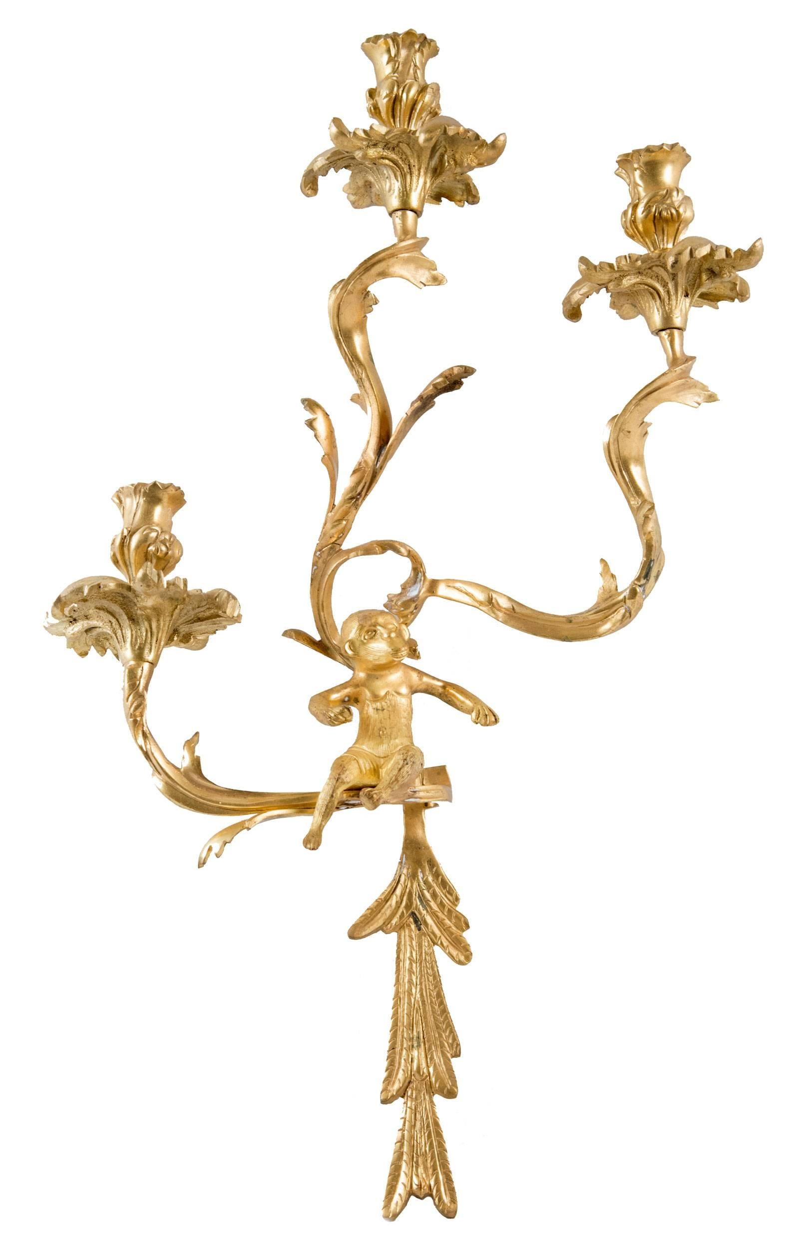French Pair of Gilt Louis XV-Style Wall Sconces For Sale