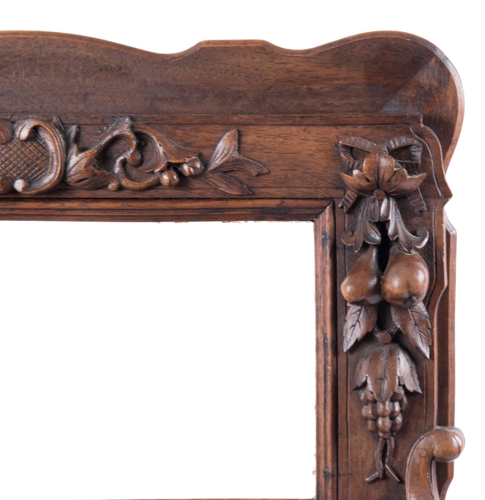 19th Century Carved Walnut Tantalus In Good Condition In Salt Lake City, UT