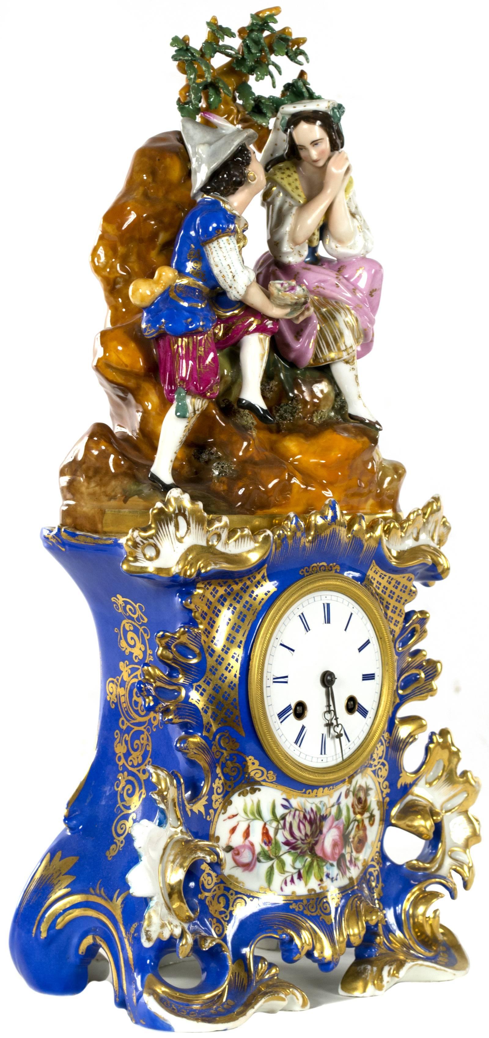Old Paris Porcelain Mantel Clock In Good Condition In Salt Lake City, UT