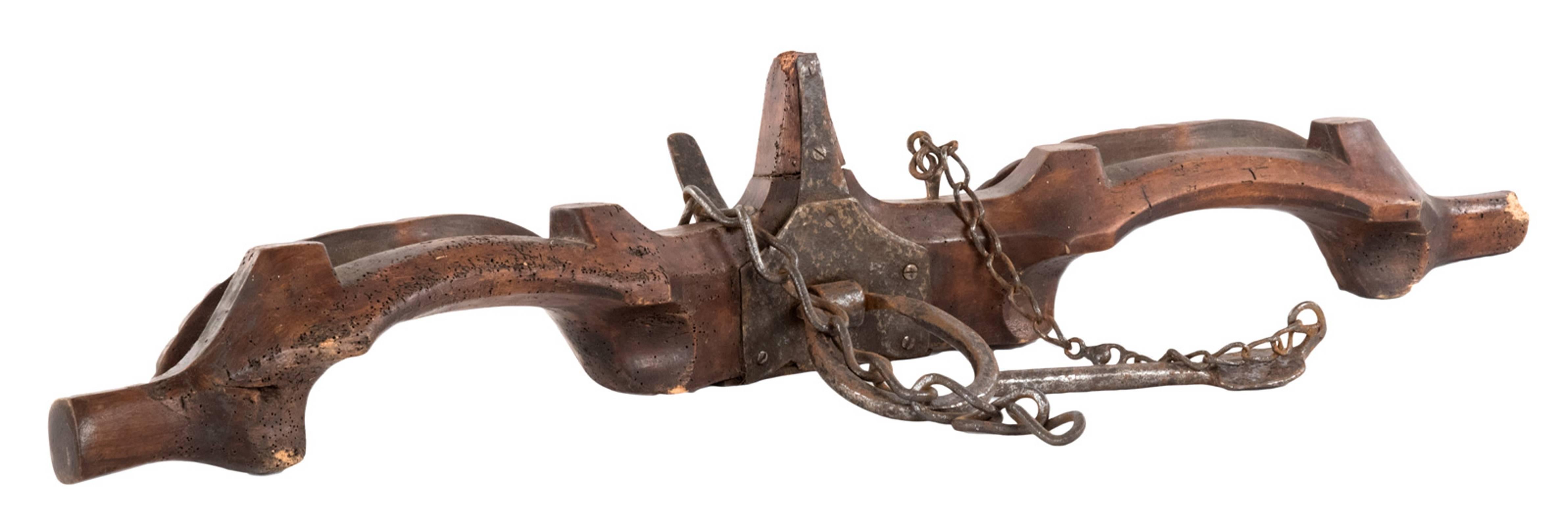 French Carved Walnut Double Cattle Yoke In Good Condition In Salt Lake City, UT