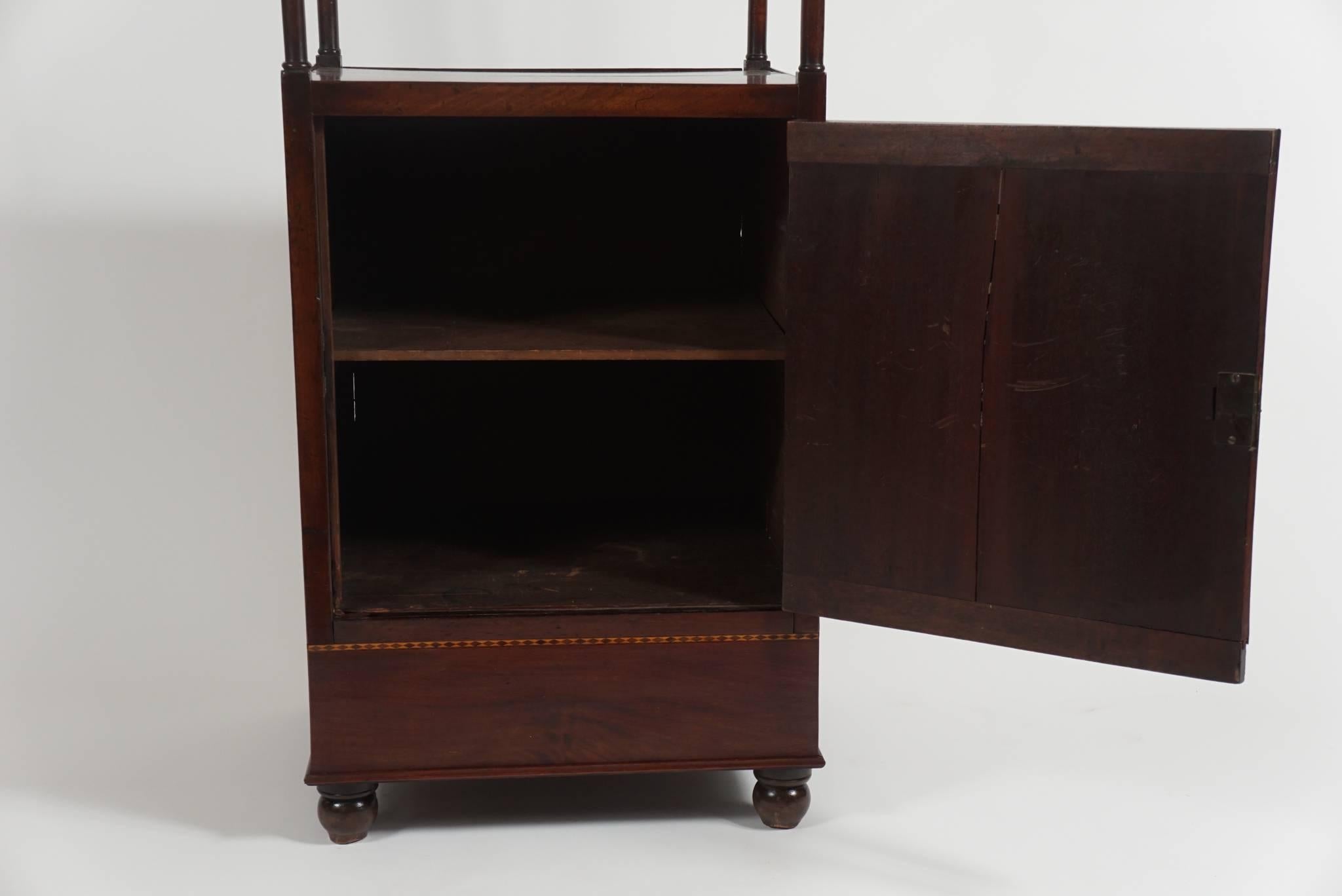 English Regency Period Mahogany Étagère or Library Stand, circa 1815 For Sale 1