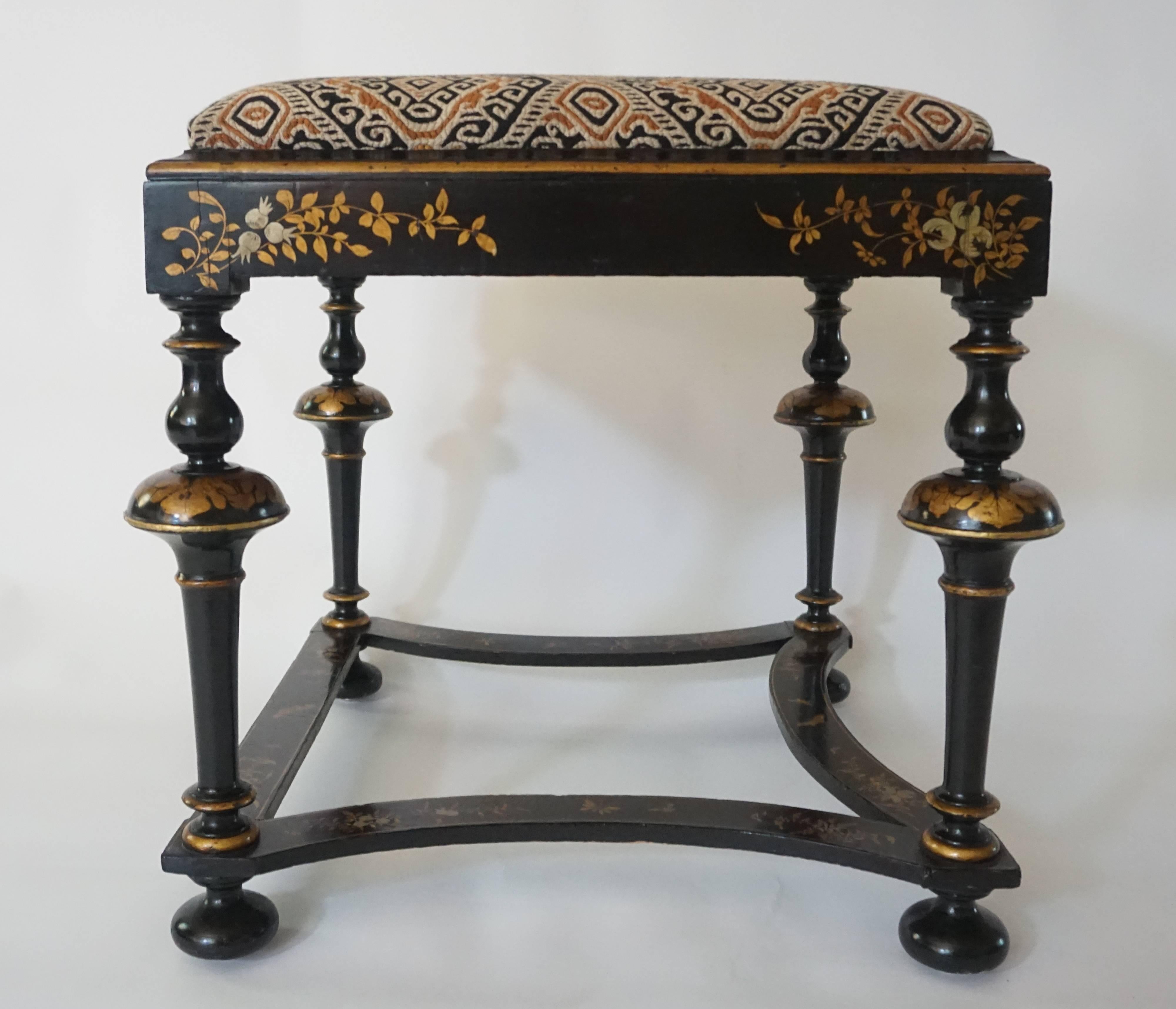 English Chinoiserie Lacquer William and Mary Style Stool or Tabouret