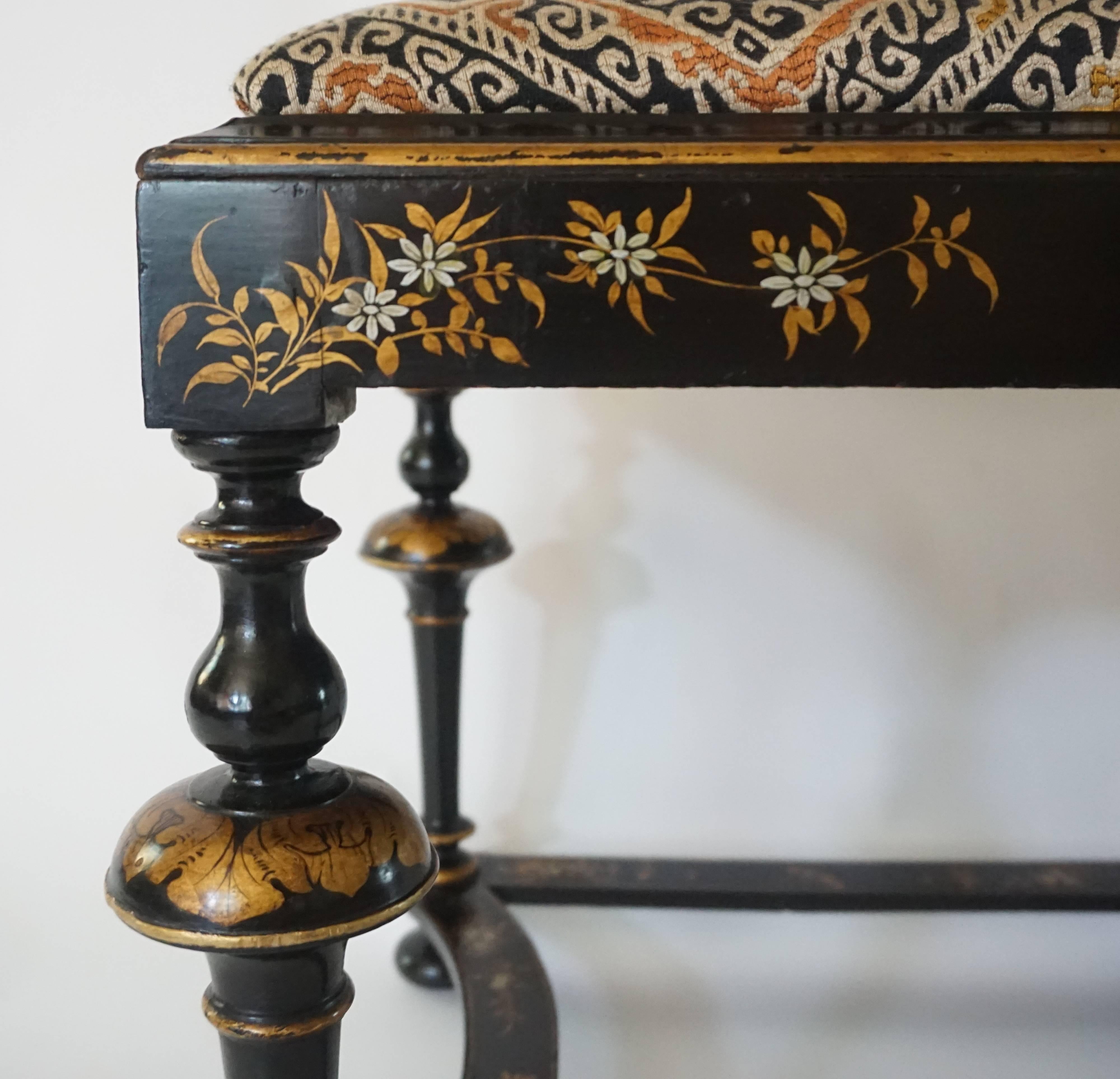 20th Century Chinoiserie Lacquer William and Mary Style Stool or Tabouret