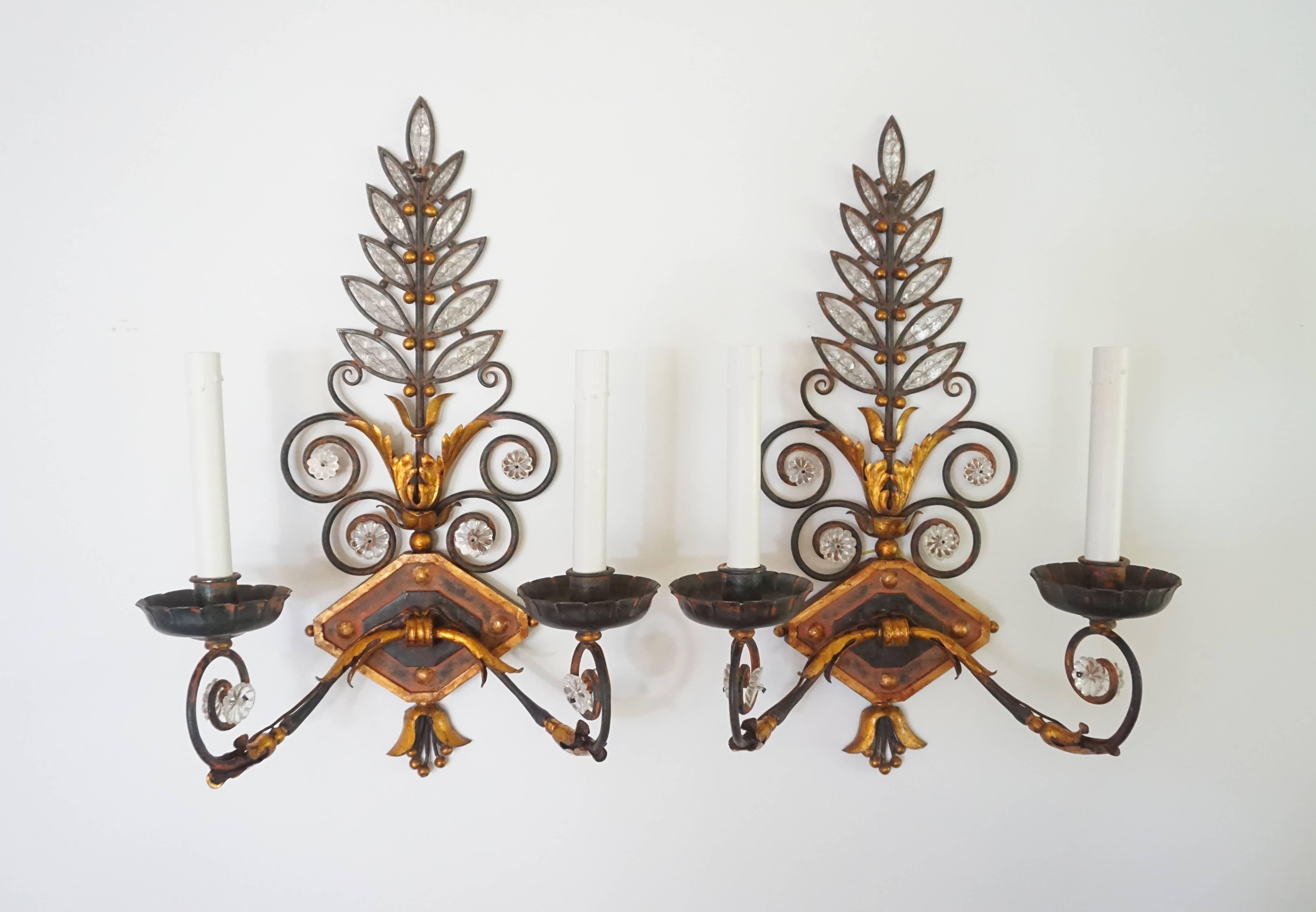 Baguès Style Crystal and Wrought Iron Wall Sconces, circa 1925 3