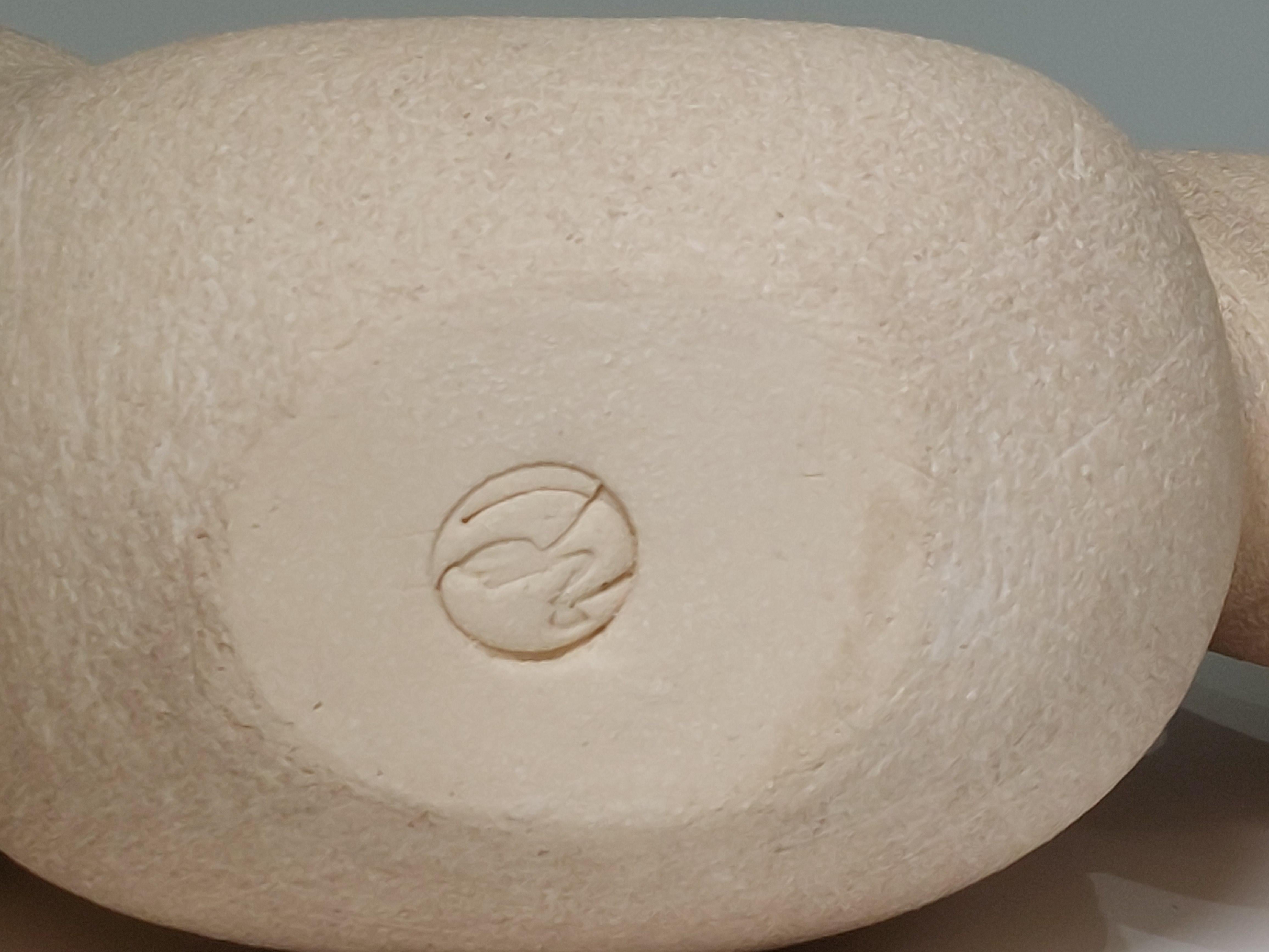 XXI secolo e contemporaneo Rhythm Form - Scultura astratta in ceramica bianca di Rachel Peters, Regno Unito, In magazzino in vendita