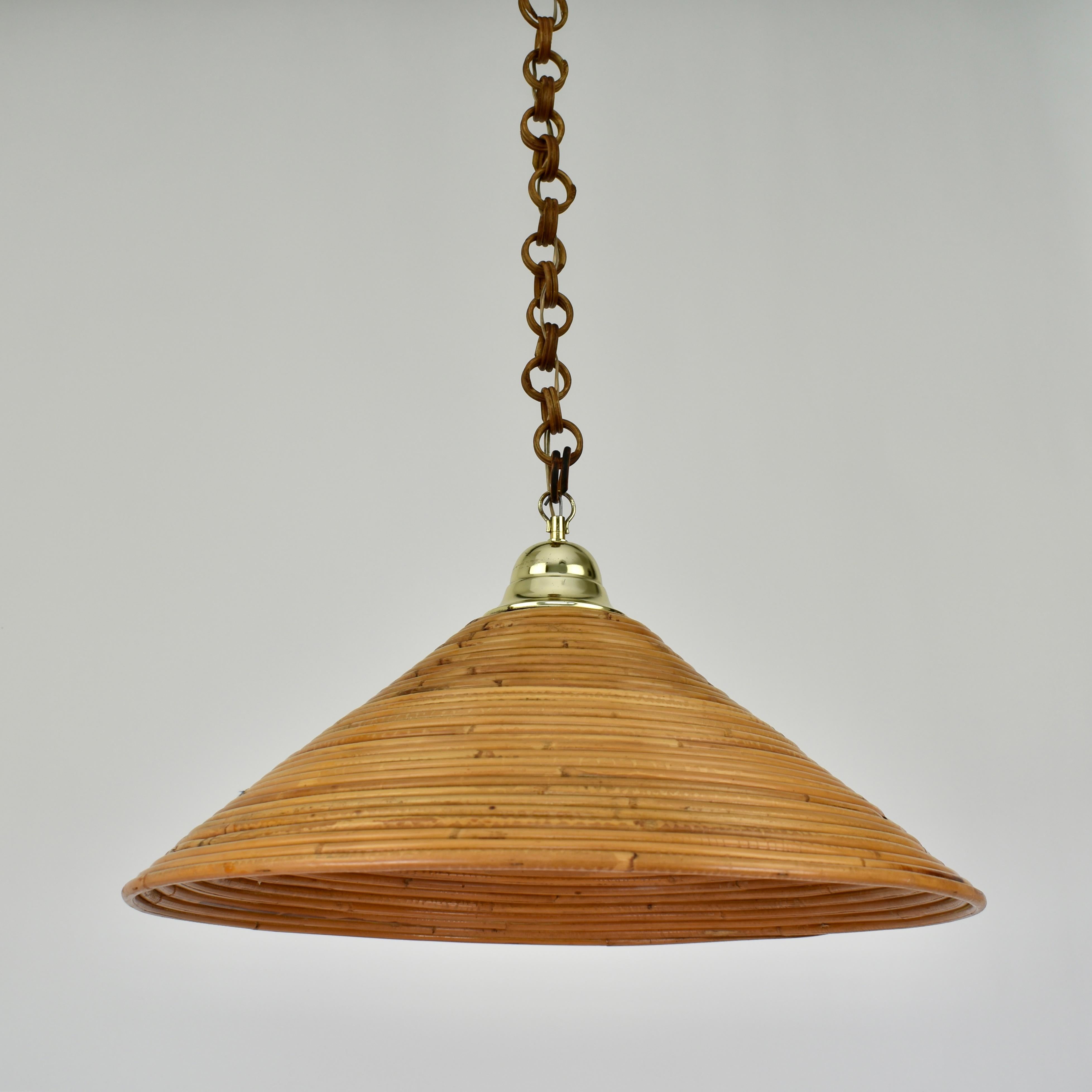 1950s Italian Rattan Pendant Light Attributed to Vivai Del Sud In Good Condition For Sale In AMSTERDAM, NL