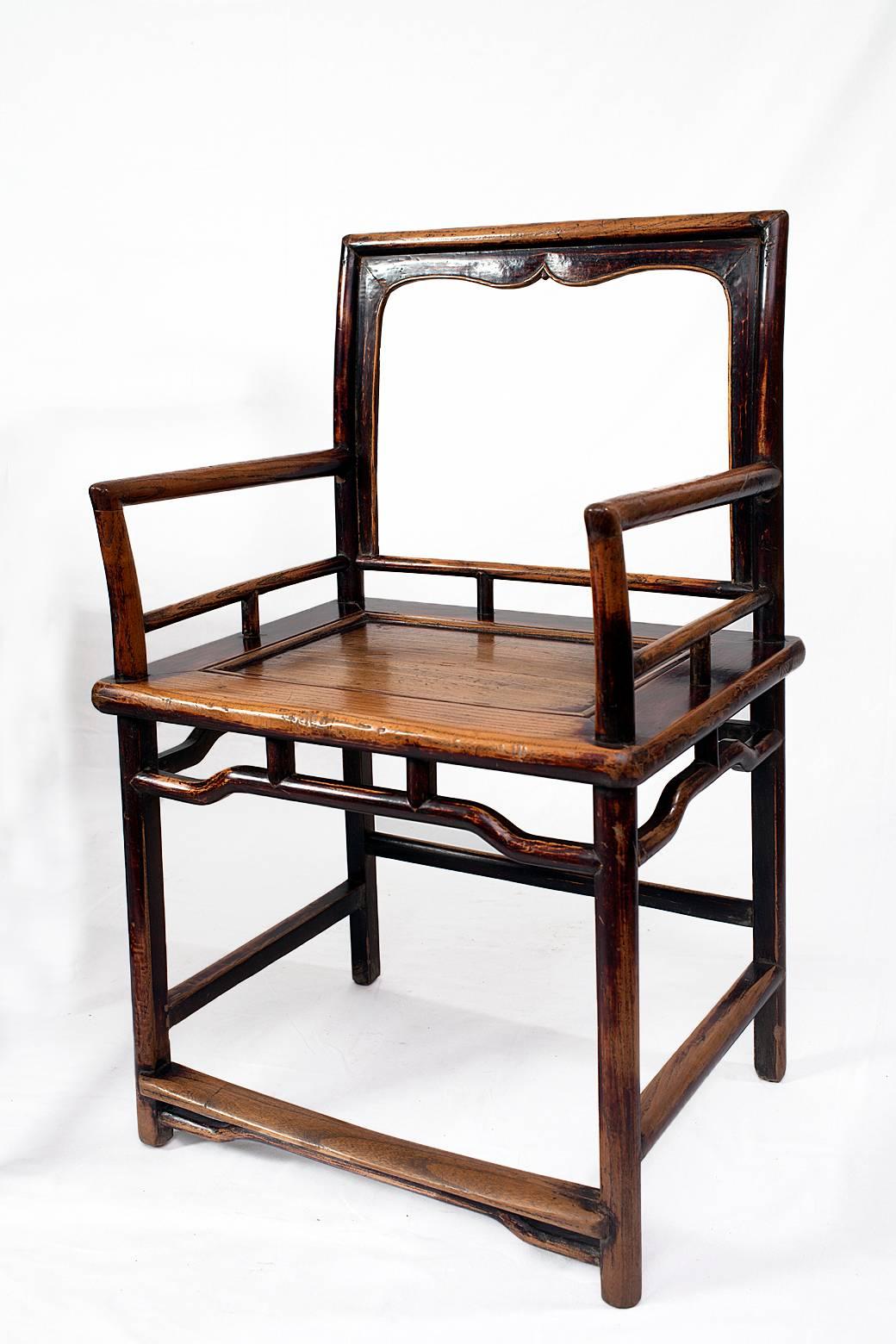 Set of Four Late Ming-Early Qing Chinese Rose-Back Chairs Meiguiyi In Excellent Condition For Sale In Seeshaupt, DE