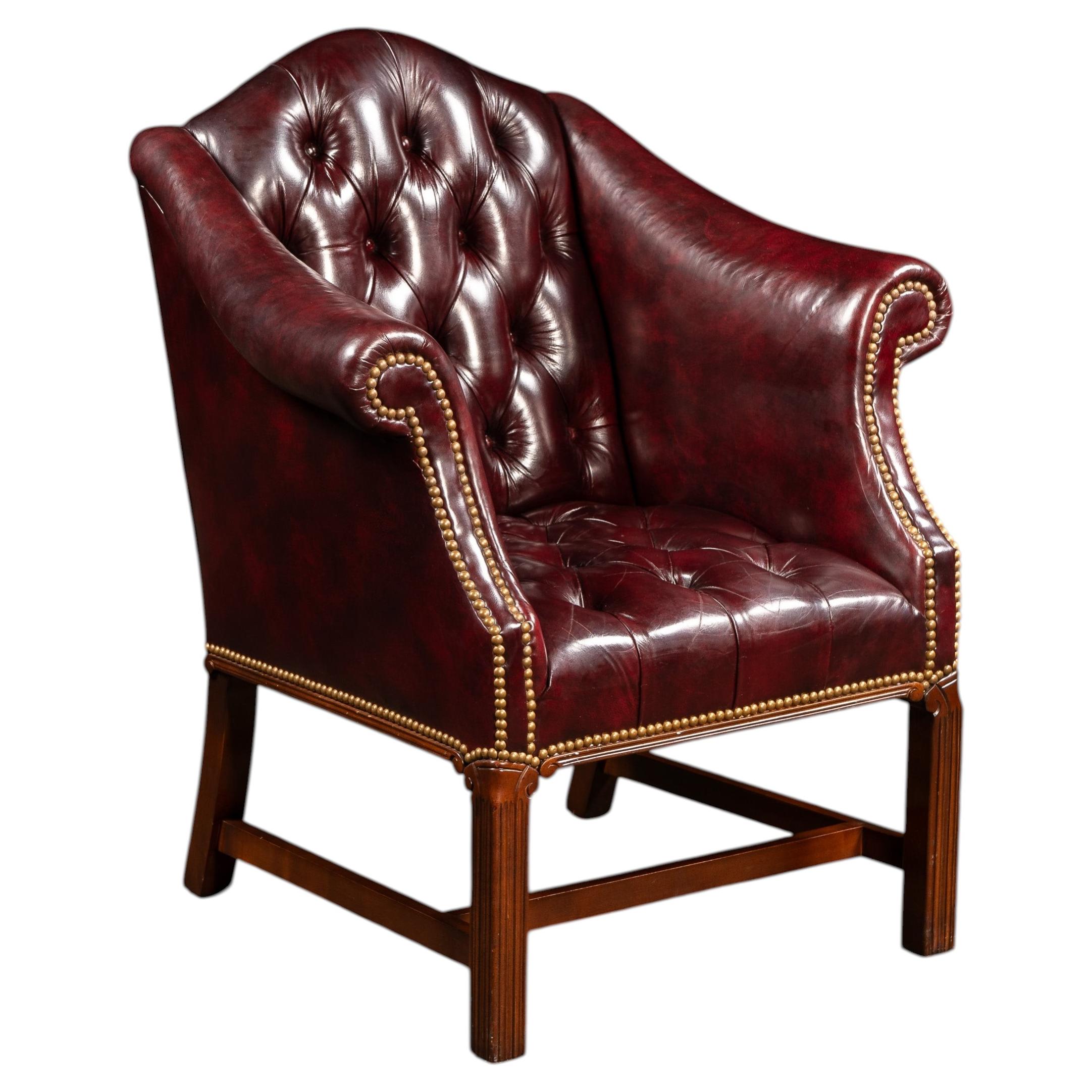 Sillón Chesterfield de club vintage de cuero burdeos con capitoné