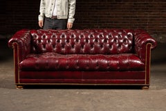 Tufted Leather Chesterfield Sofa in Burgundy