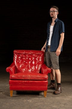 Vintage Tufted Leather Lounge Chair in Candy Apple Red